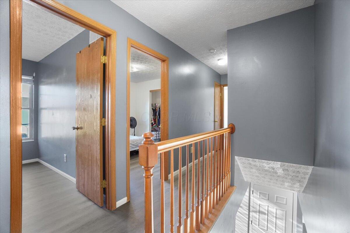 1390 Gray Meadow Drive Property Photo 7