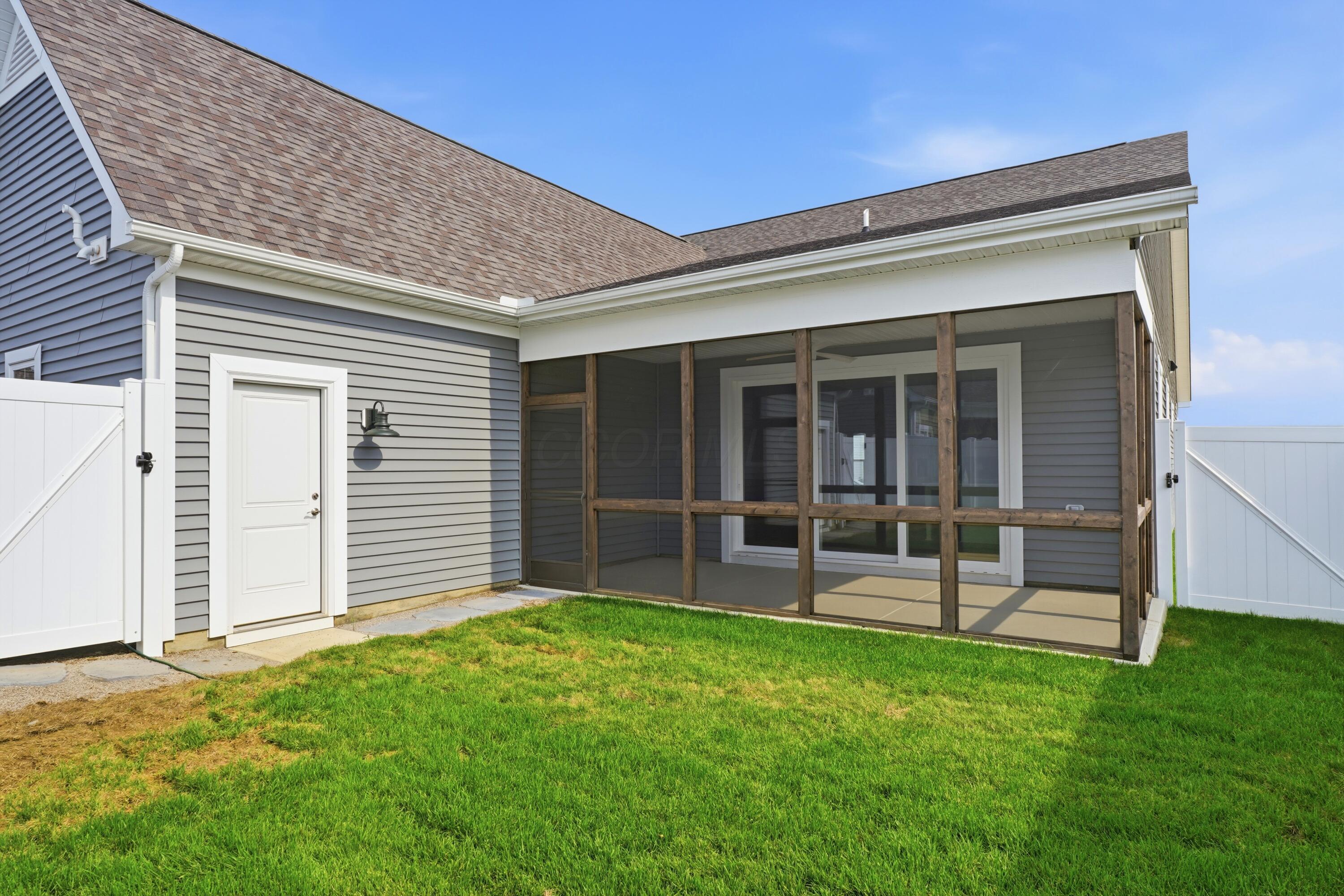 6958 Corsican Loop N Property Photo 36
