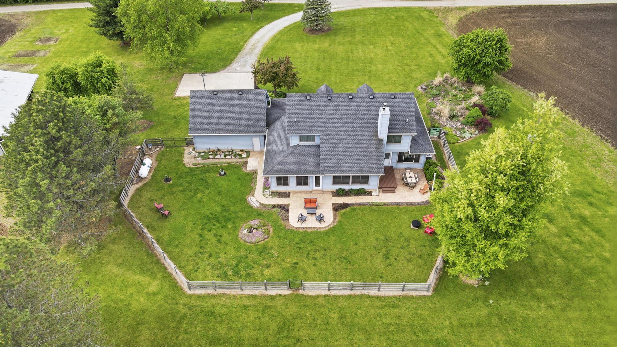 5105 Goodson Road Property Photo 6