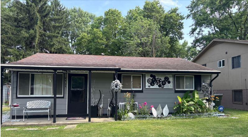 3484 E Deshler Avenue Property Photo 1