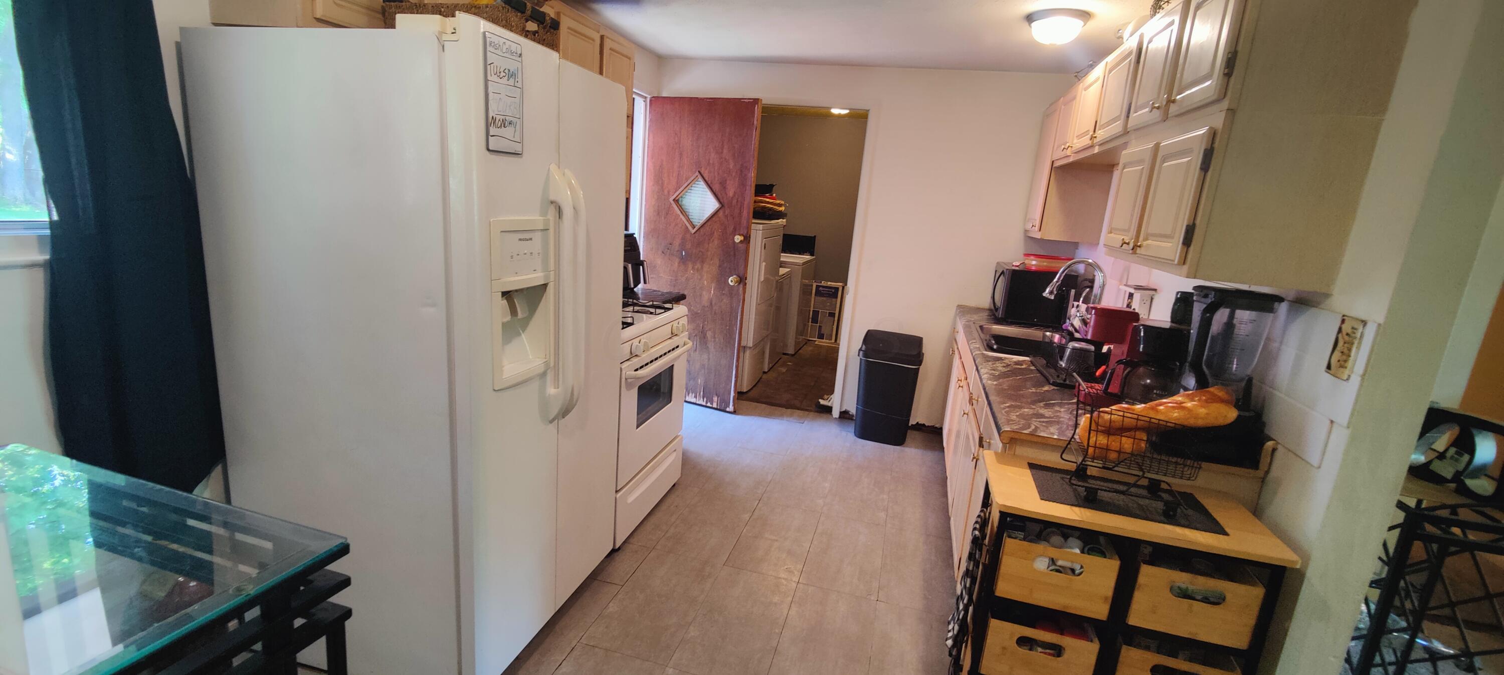 3484 E Deshler Avenue Property Photo 9