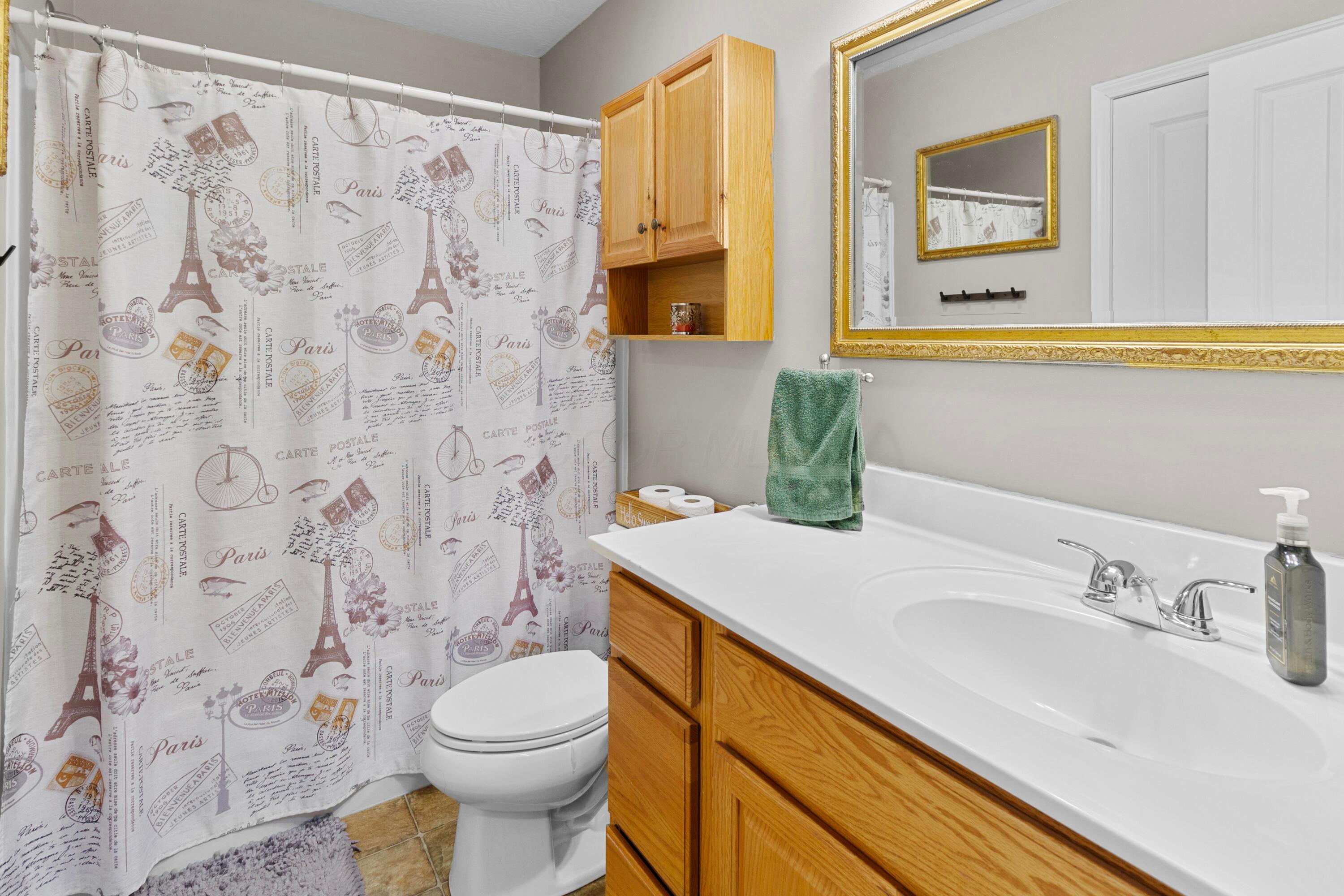 159 Chestnut Commons Drive Property Photo 6