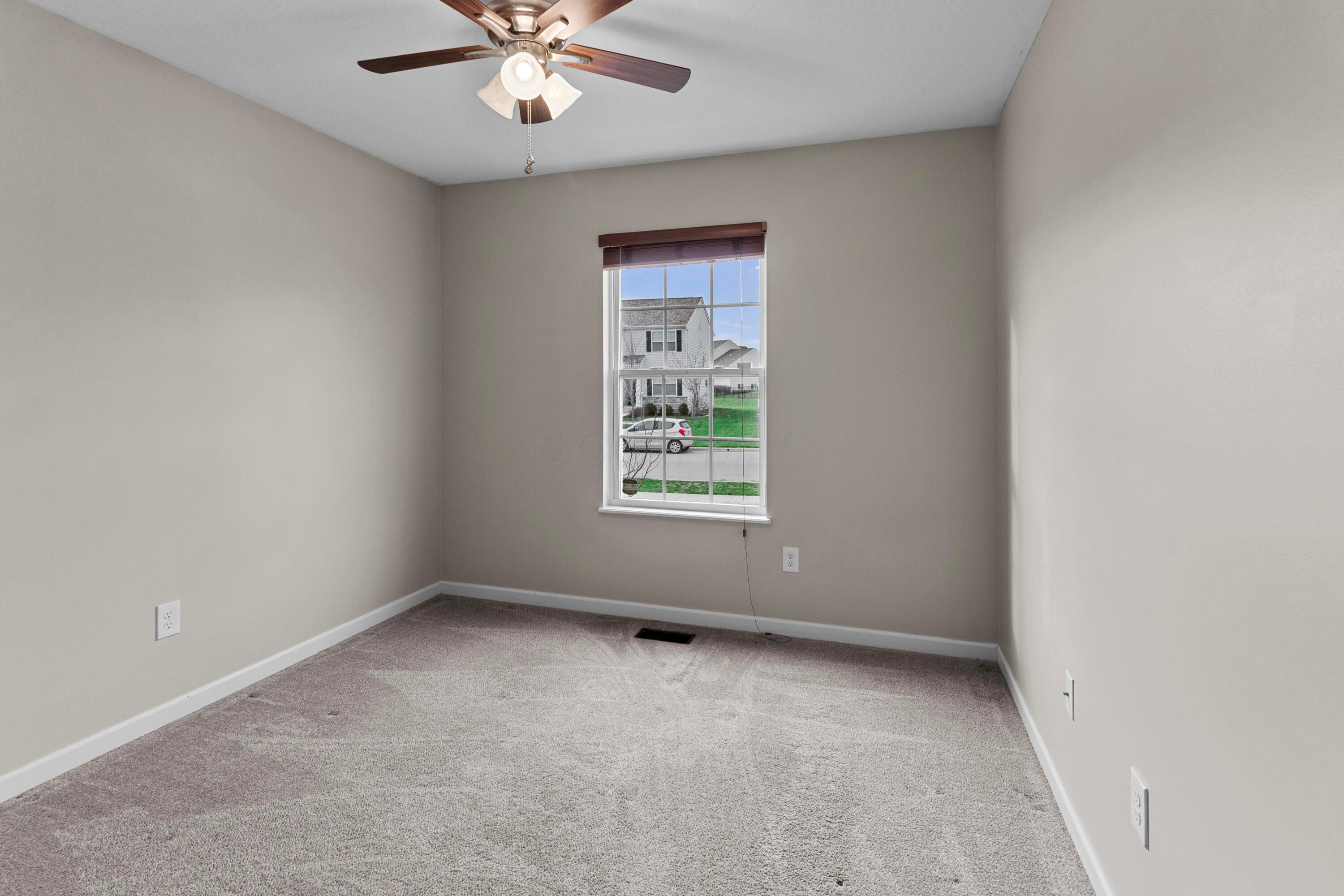 159 Chestnut Commons Drive Property Photo 8
