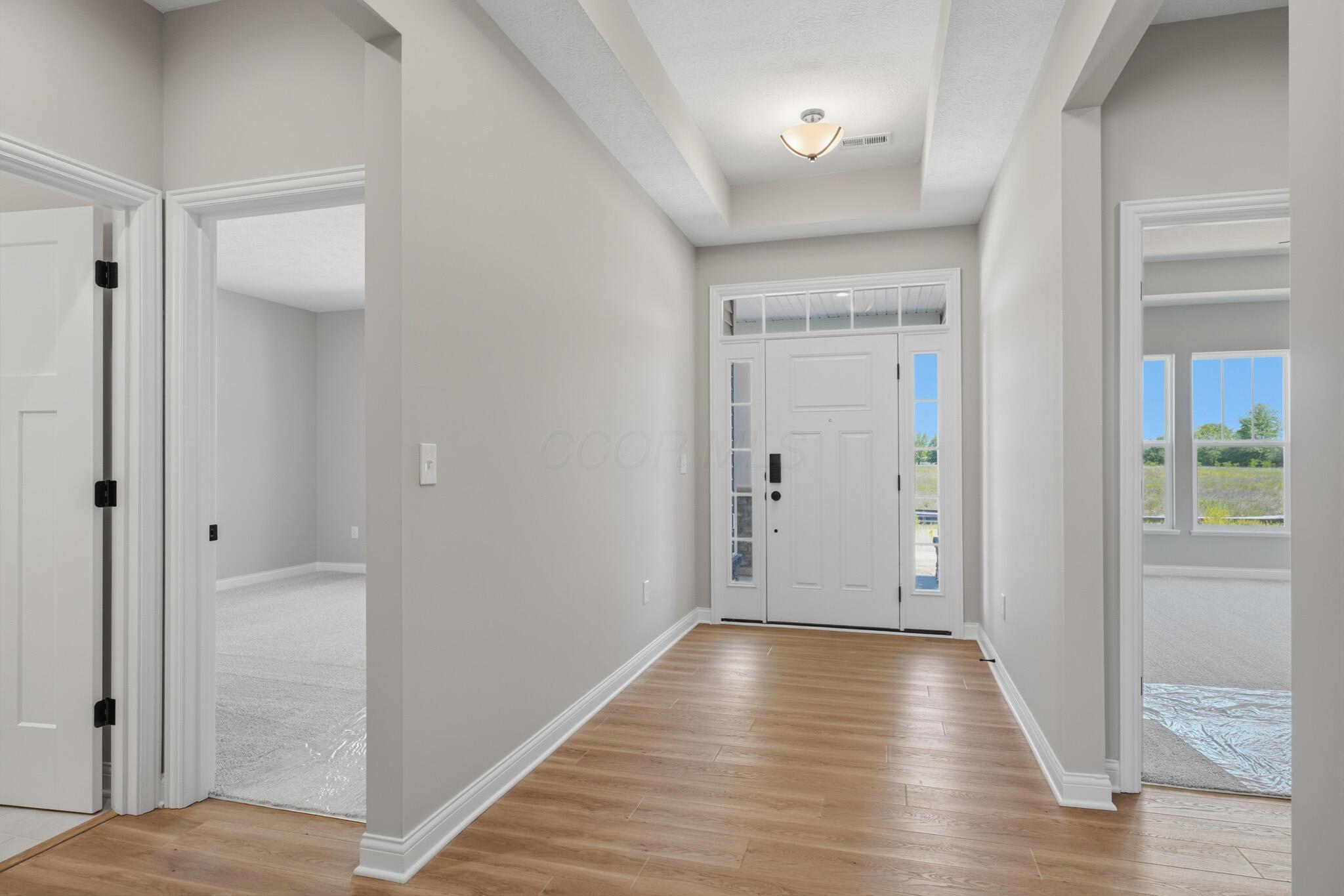 6960 Corsican Loop N Property Photo 3