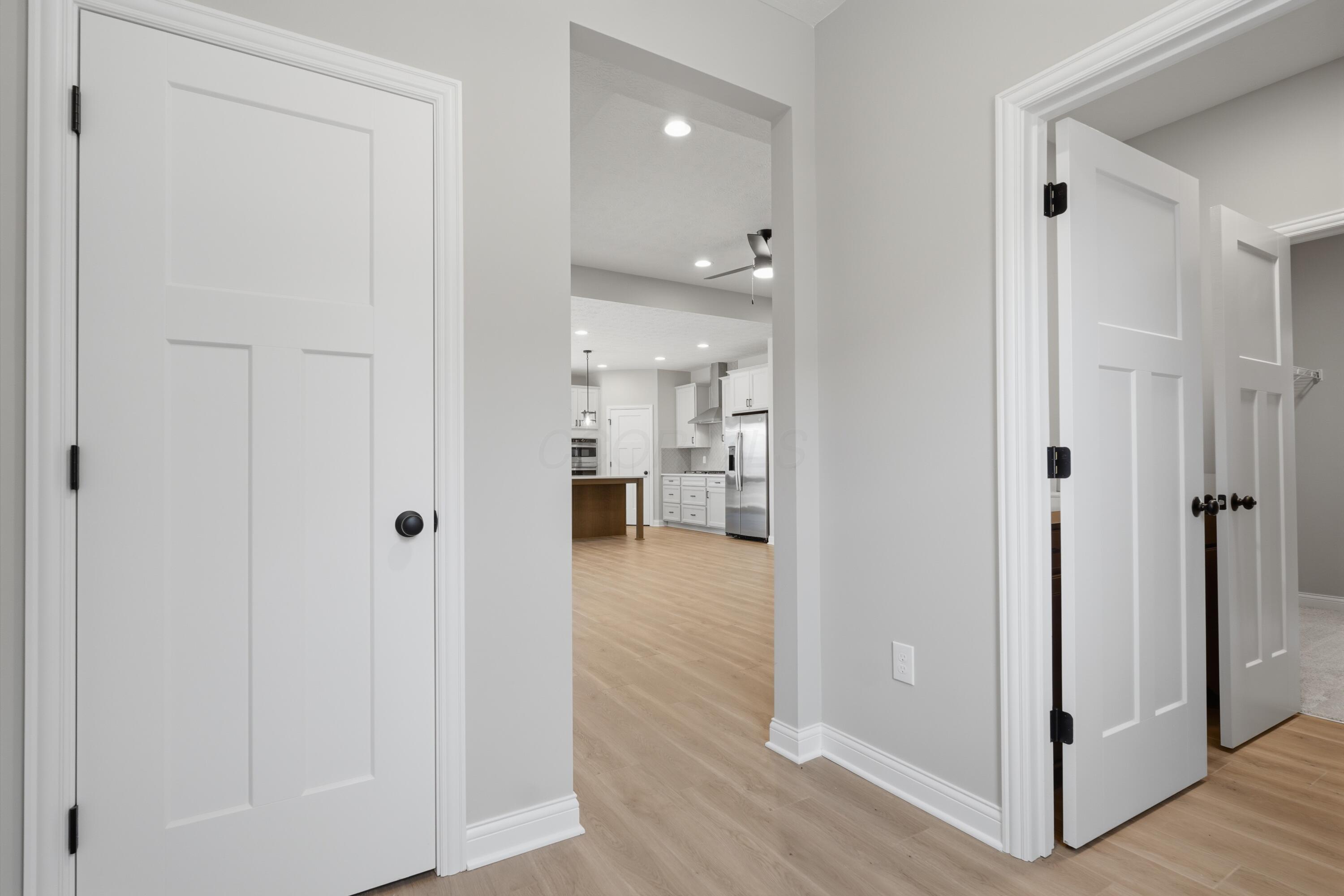 6960 Corsican Loop N Property Photo 5