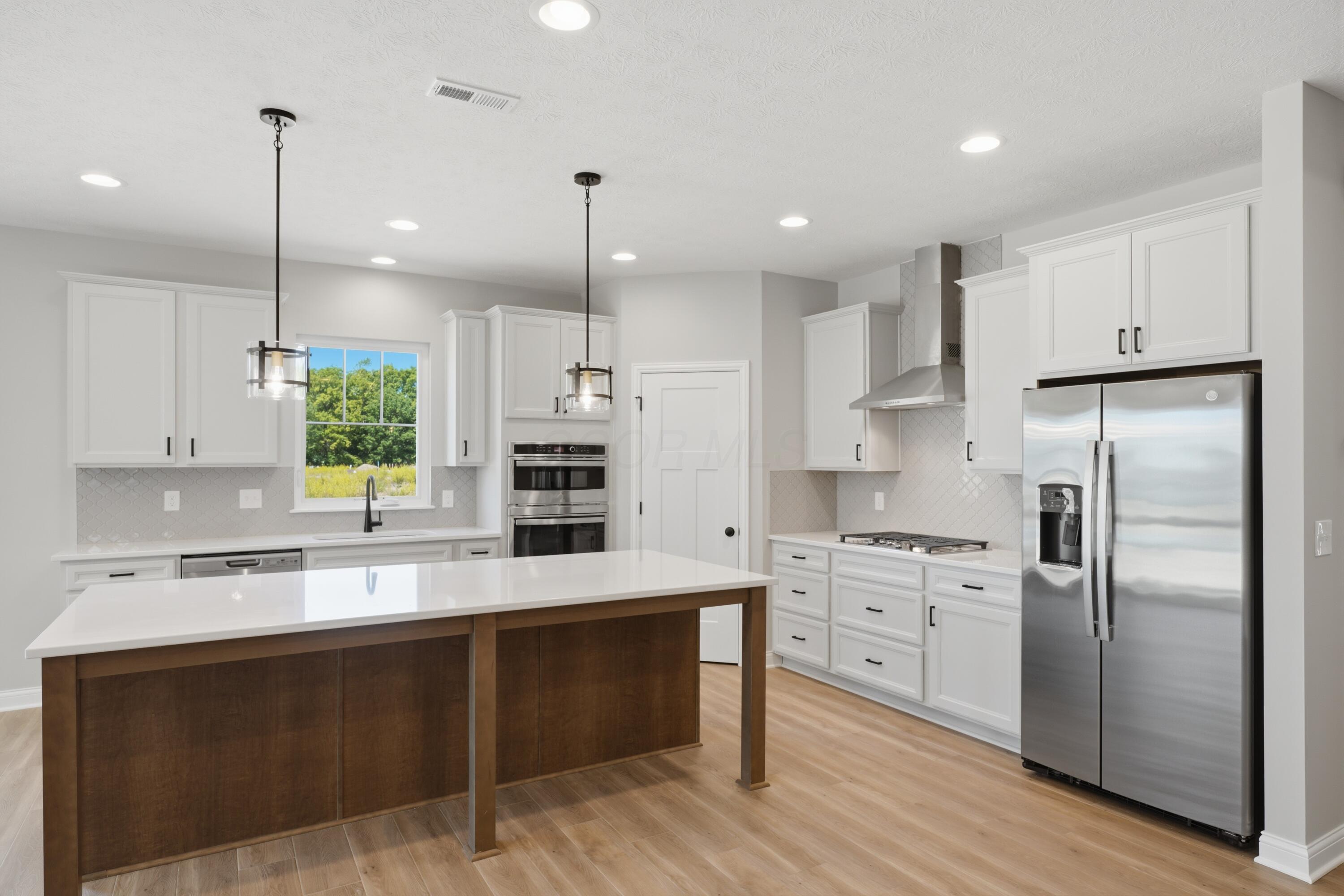 6960 Corsican Loop N Property Photo 11