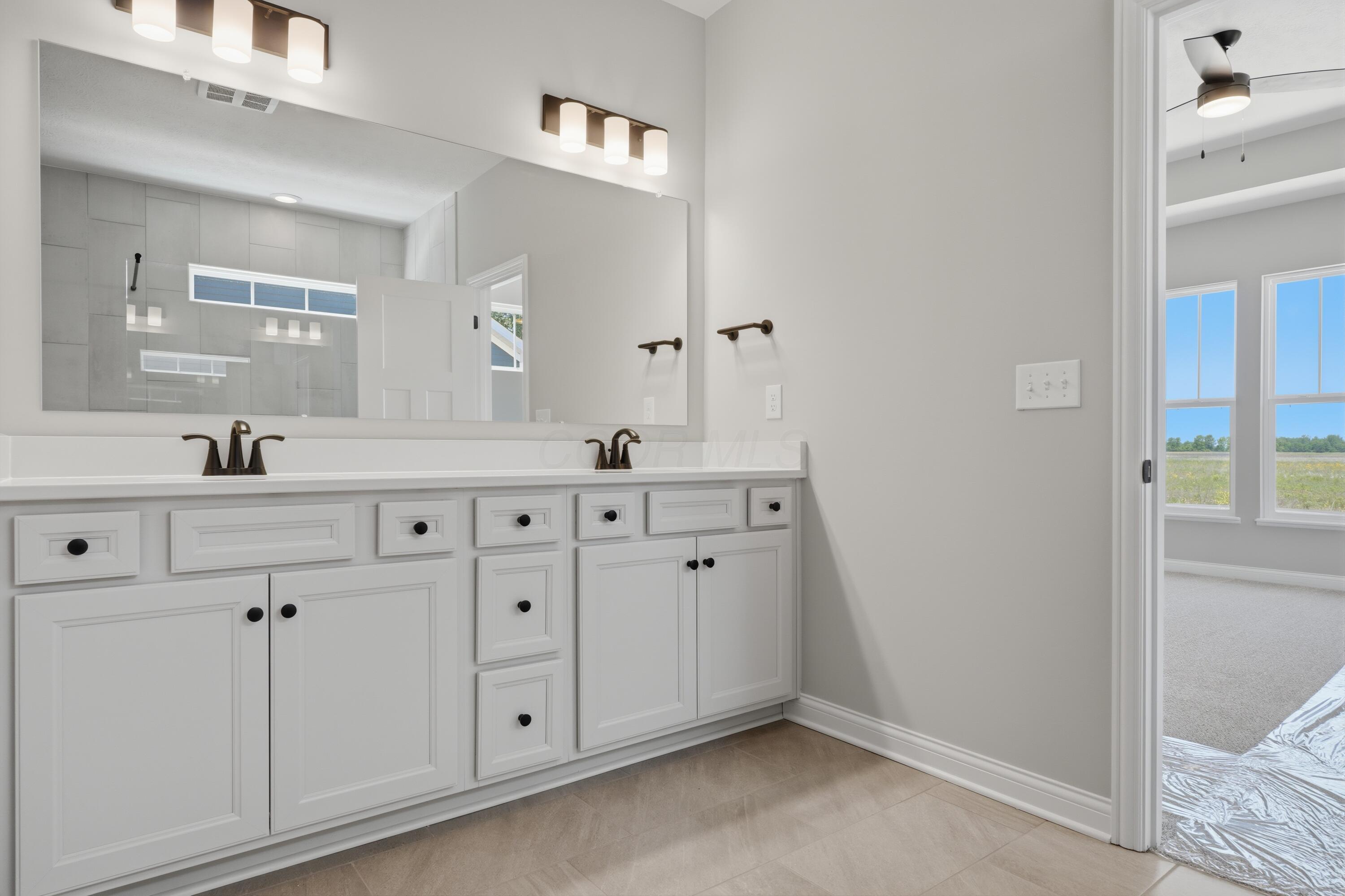 6960 Corsican Loop N Property Photo 27