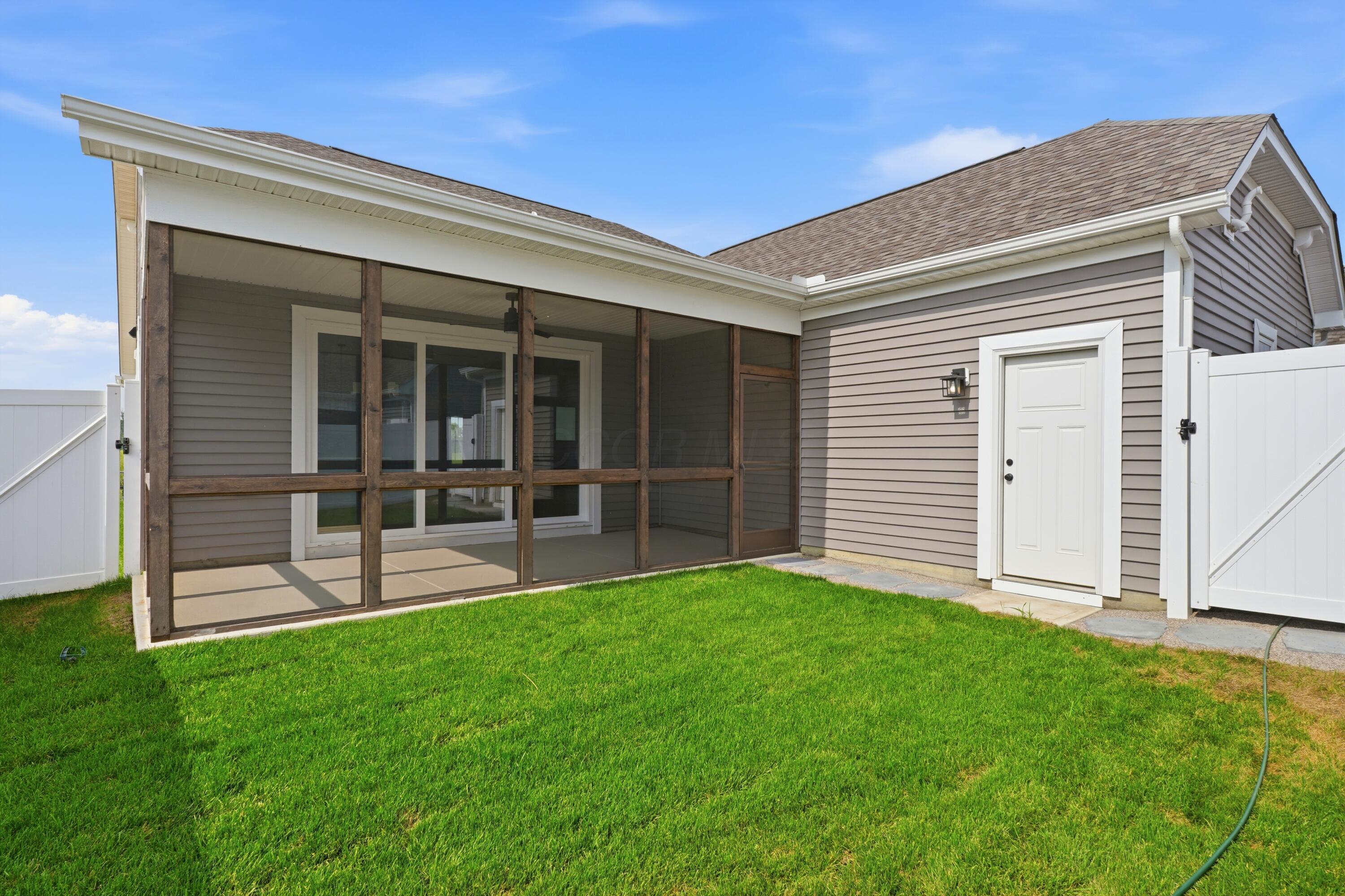 6960 Corsican Loop N Property Photo 32