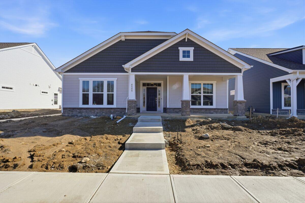 4545 Corsican Loop E Property Photo 1