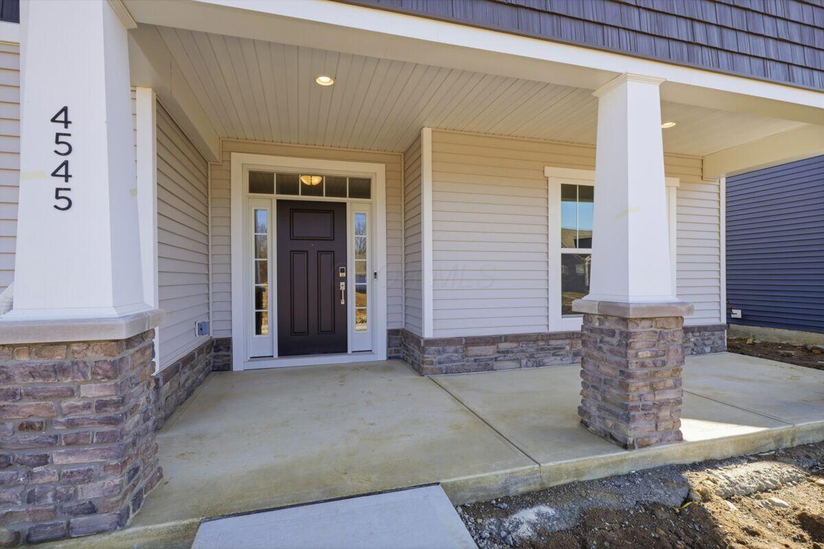 4545 Corsican Loop E Property Photo 3