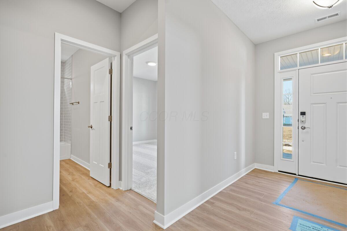 4545 Corsican Loop E Property Photo 4