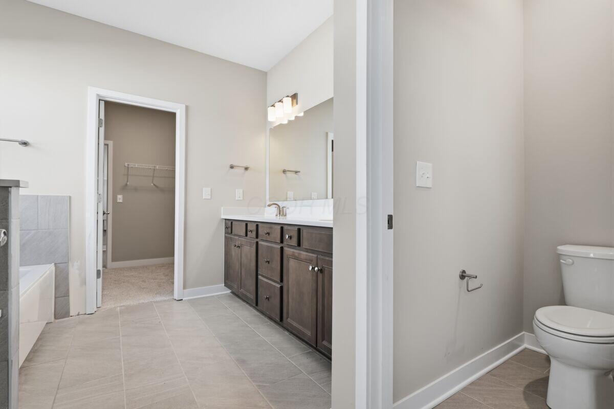 4545 Corsican Loop E Property Photo 20