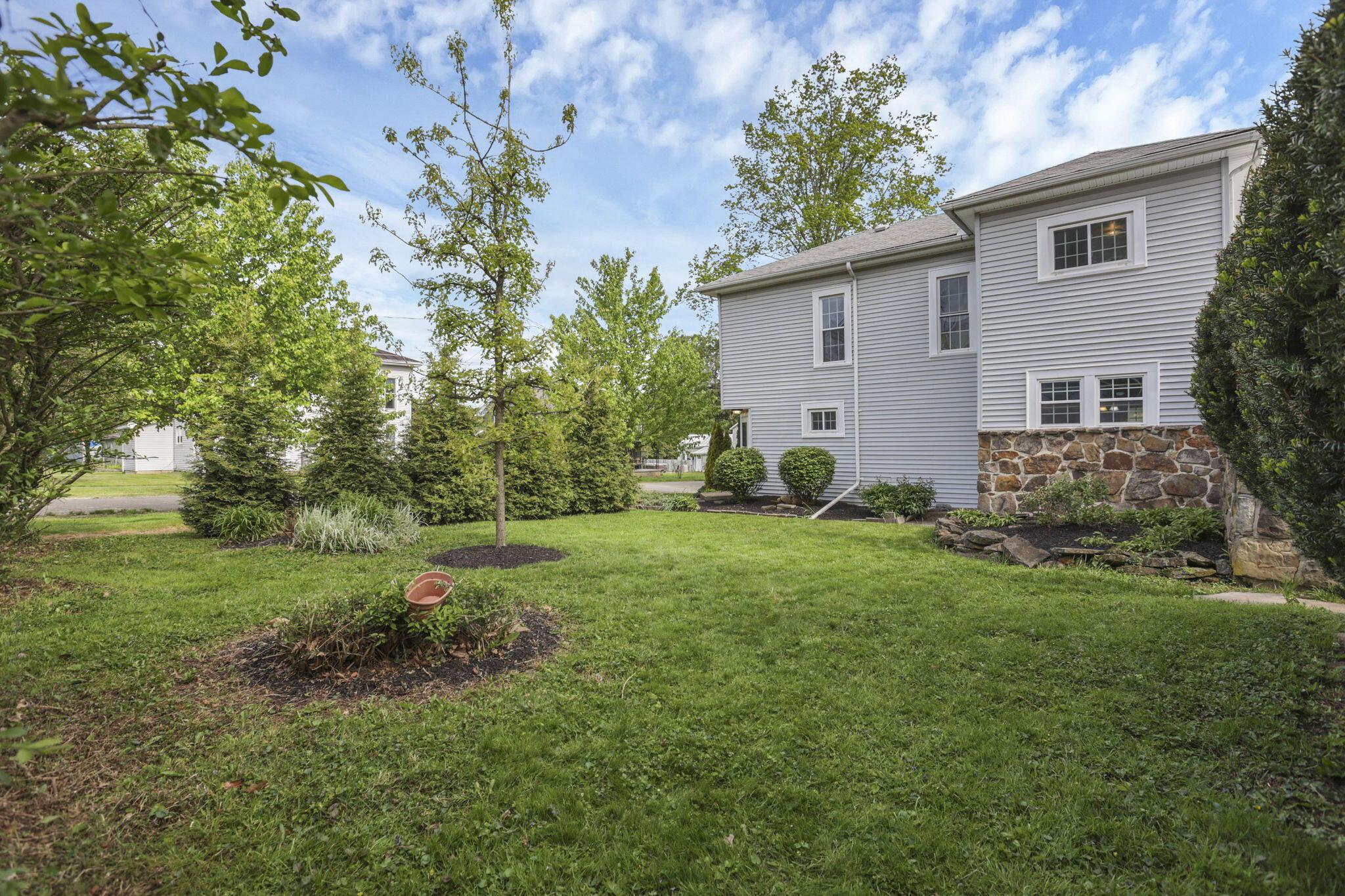 49 Markey Street Property Photo 9