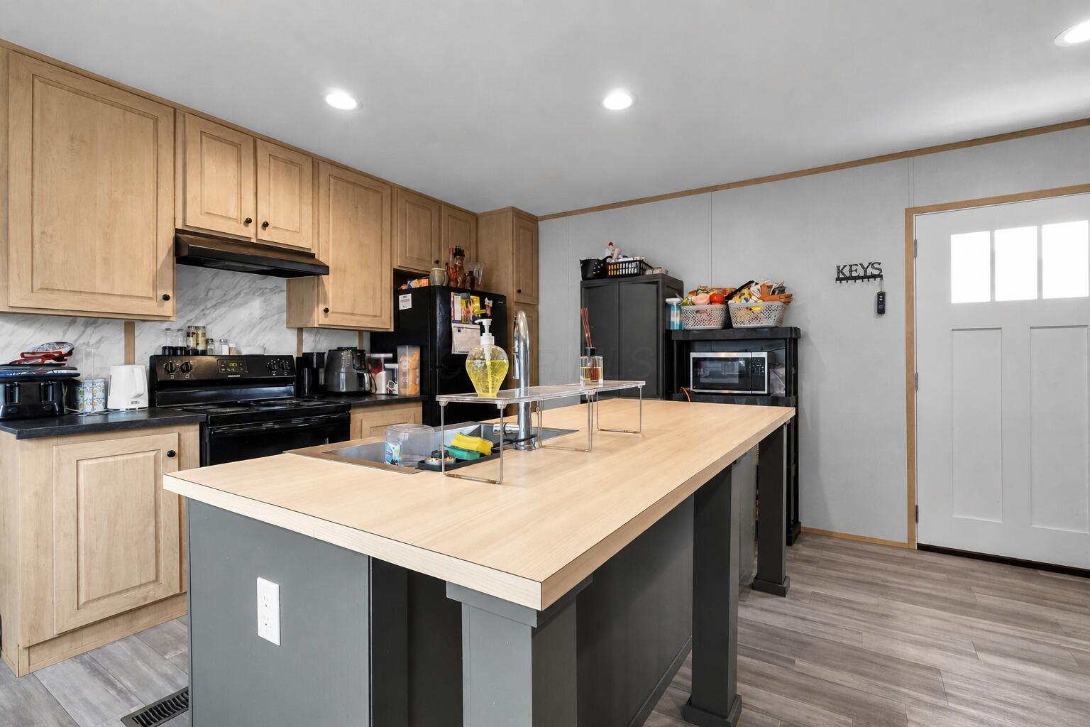 4285 Broadway, D25 Property Photo 10