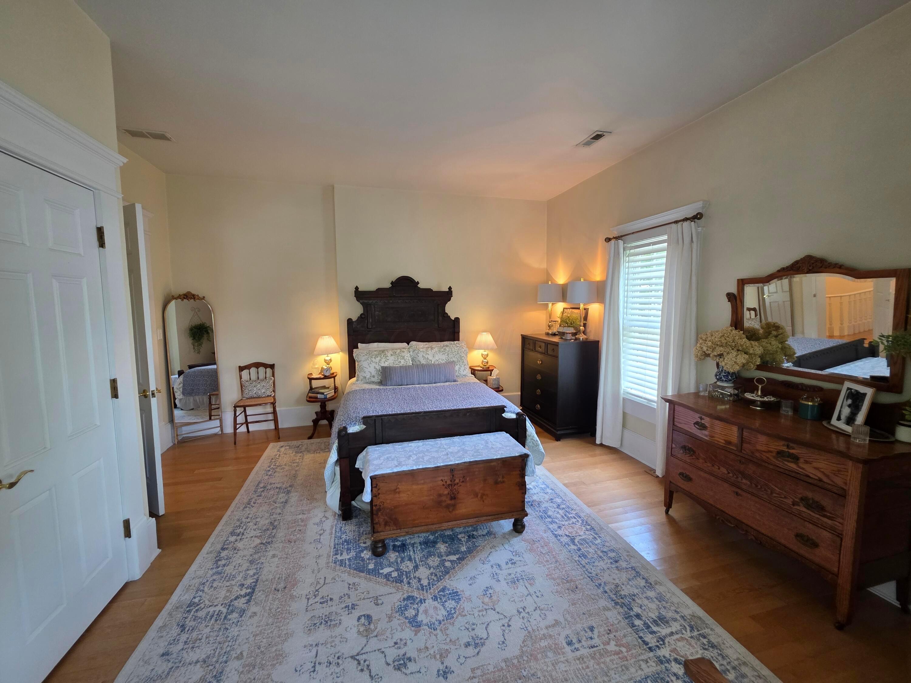 901 Madison Avenue Property Photo 16