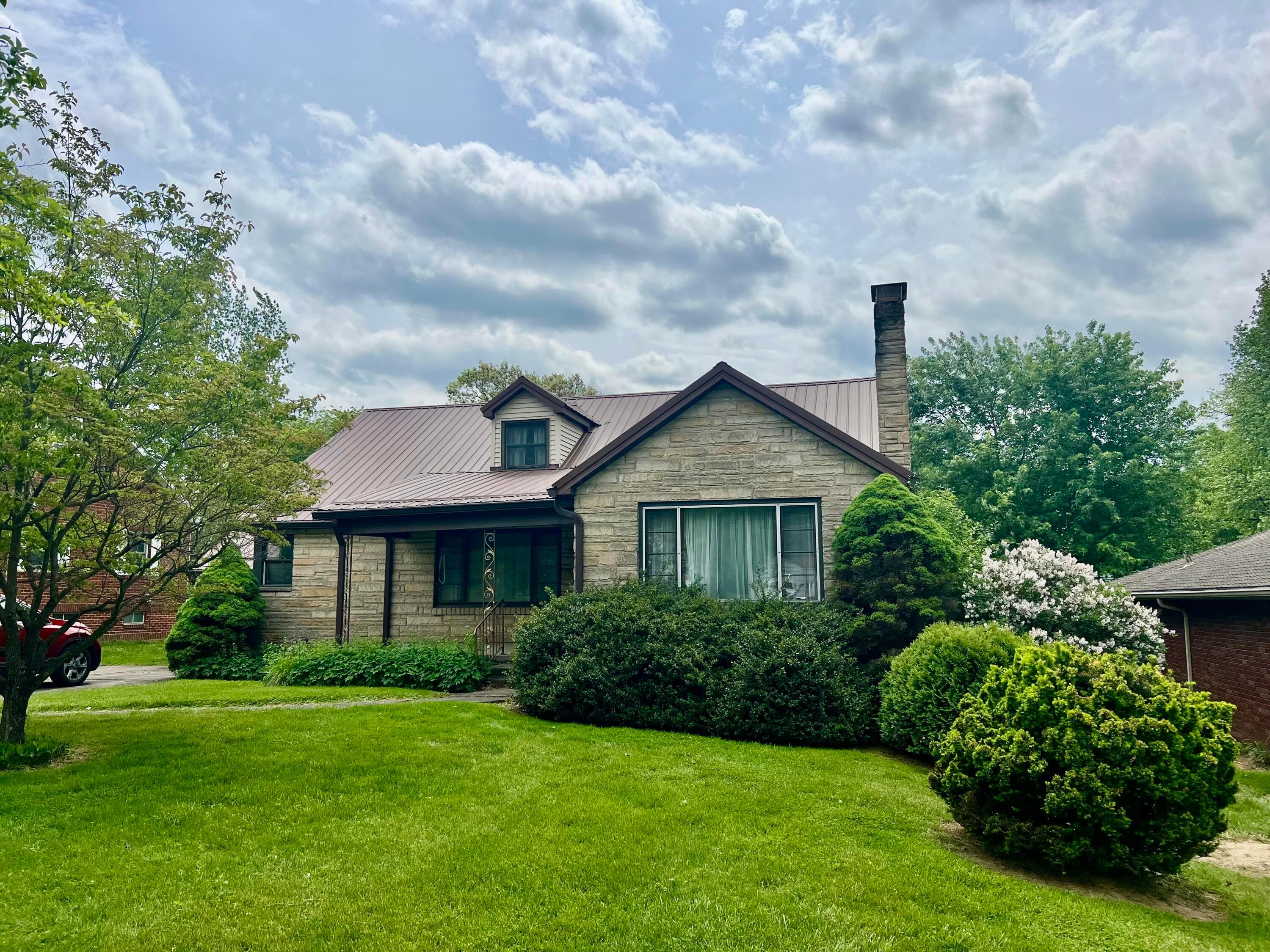 528 Harding Road Property Photo 1
