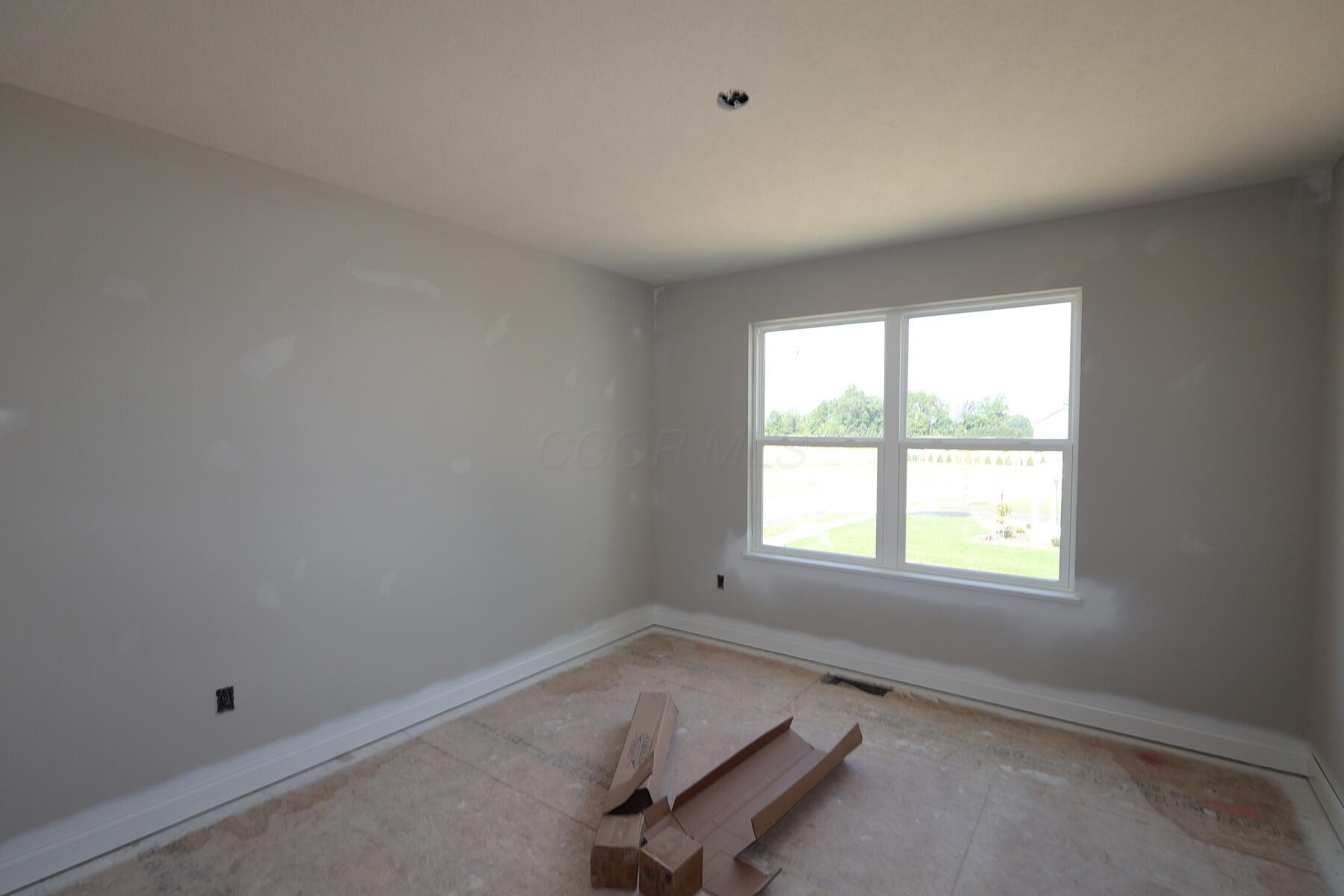 545 Fadley Loop E Property Photo 12