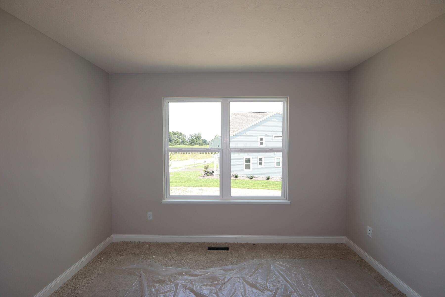 545 Fadley Loop E Property Photo 14