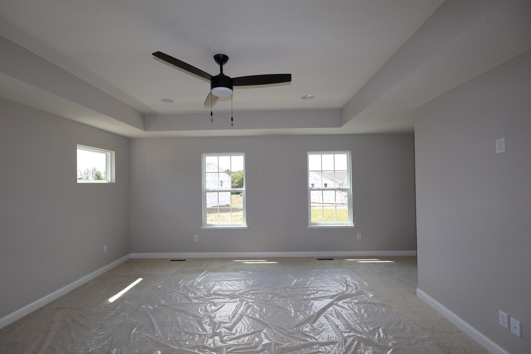 545 Fadley Loop E Property Photo 18