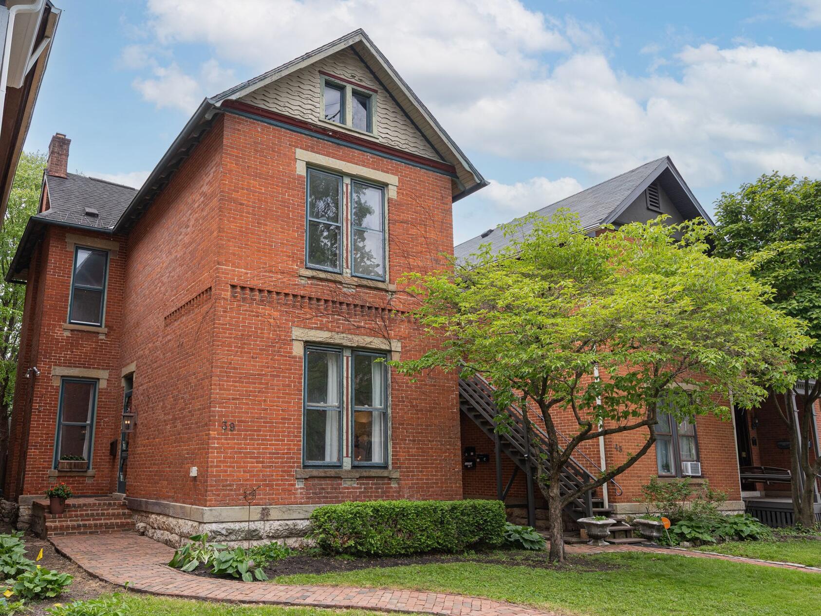 39 Clark Place