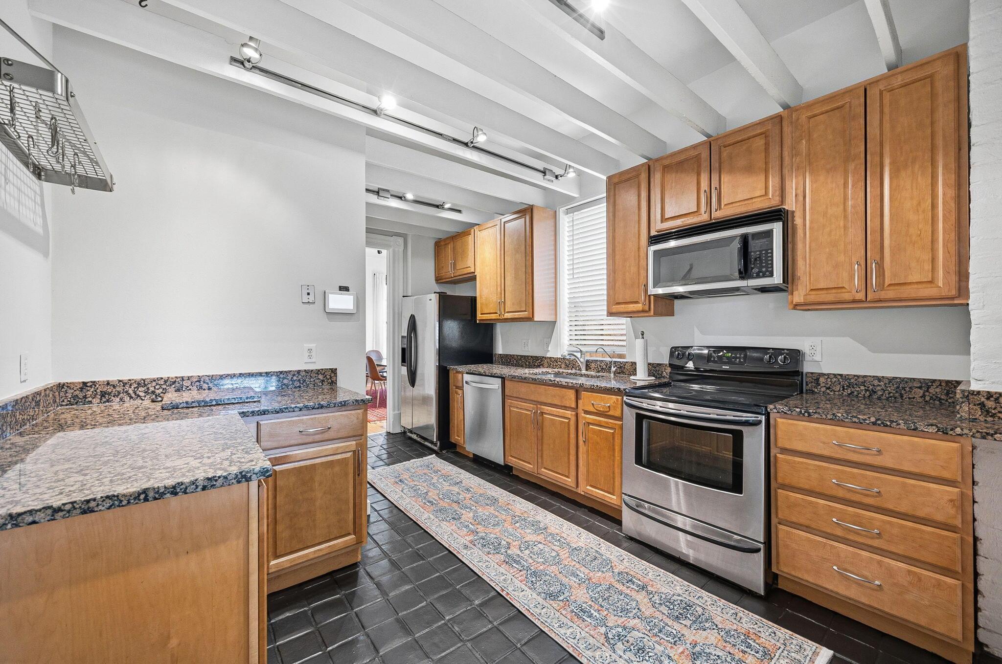 39 Clark Place Property Photo 15