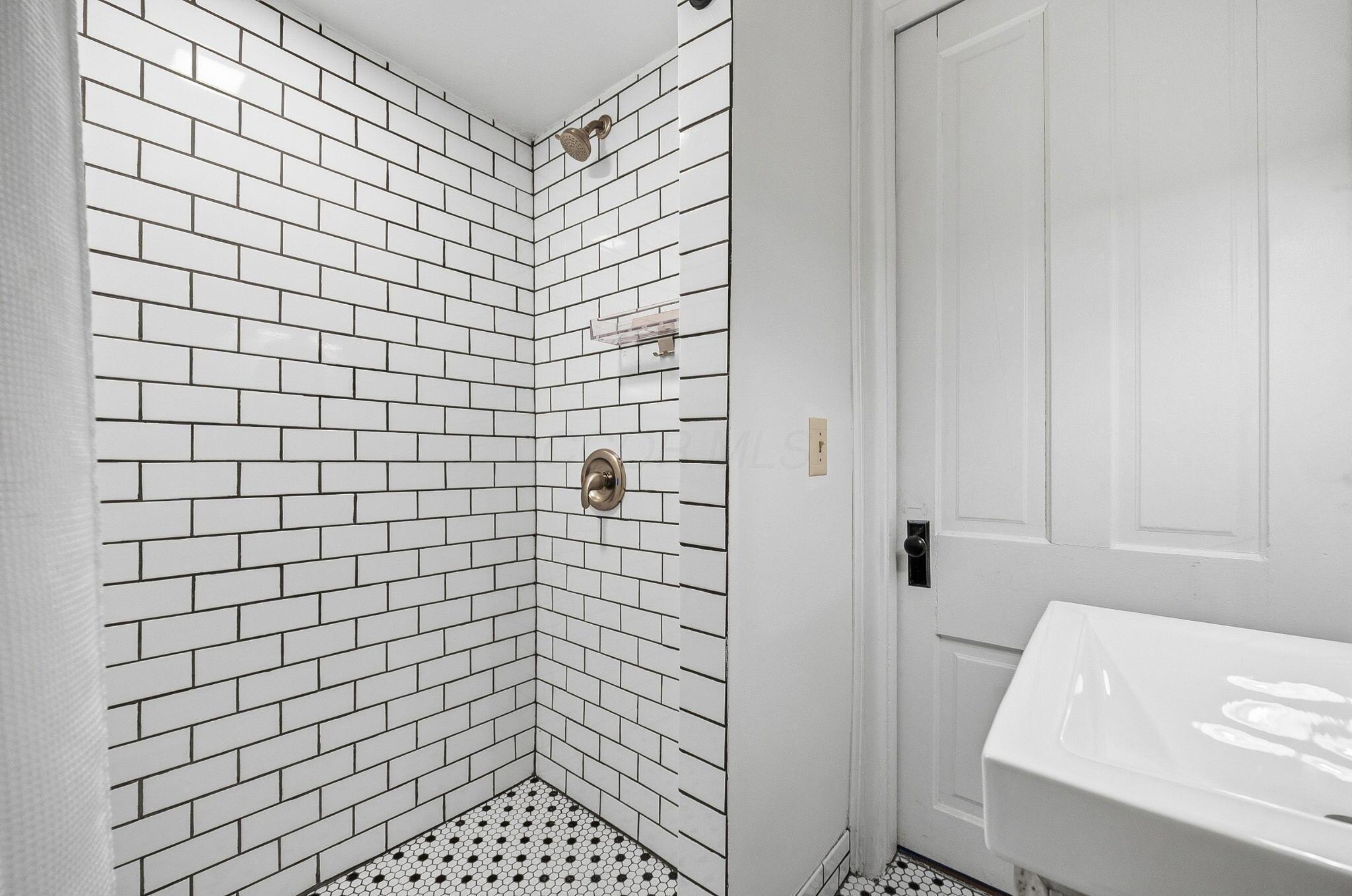 39 Clark Place Property Photo 19