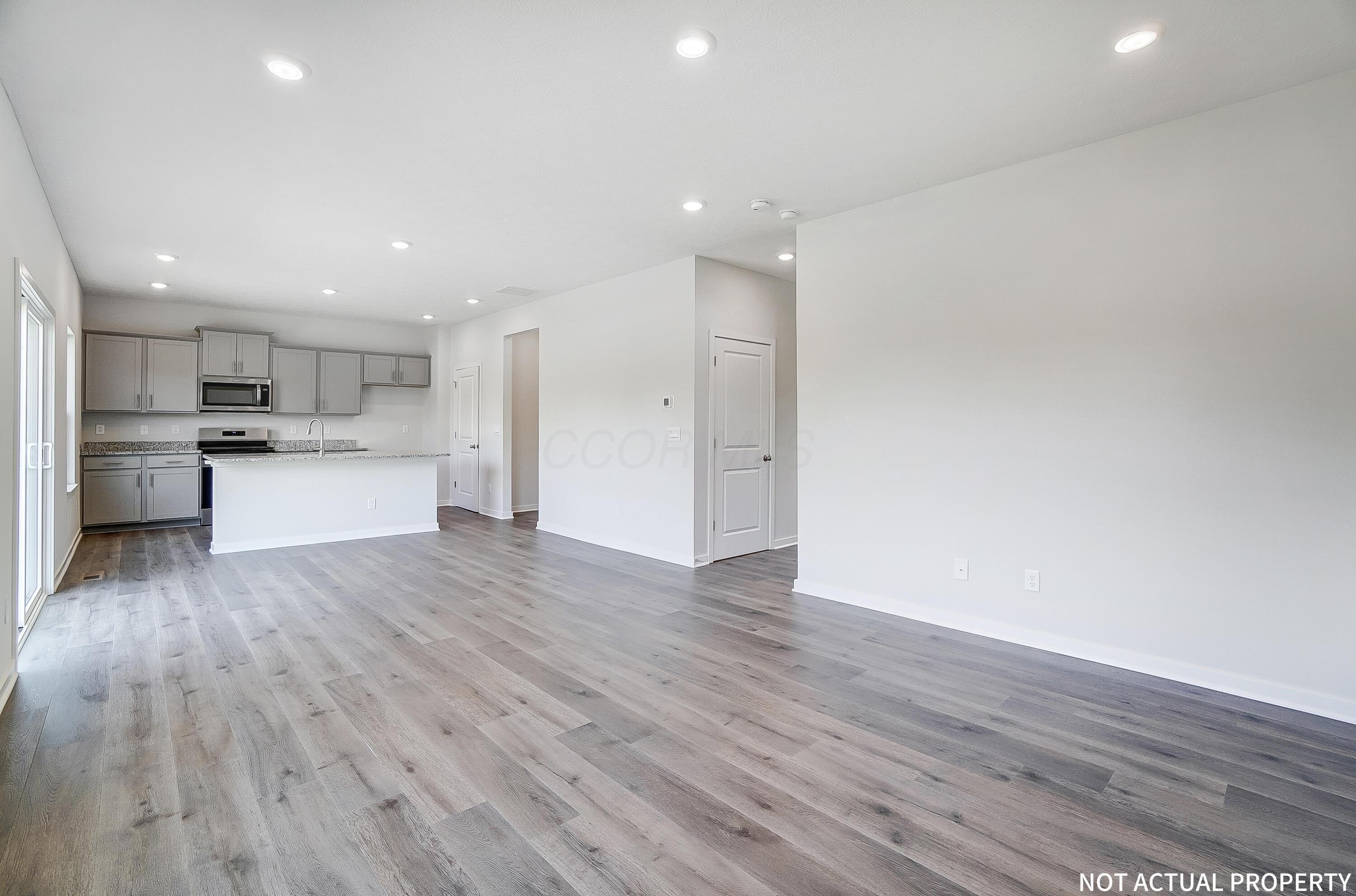 602 Madison Way Property Photo 8