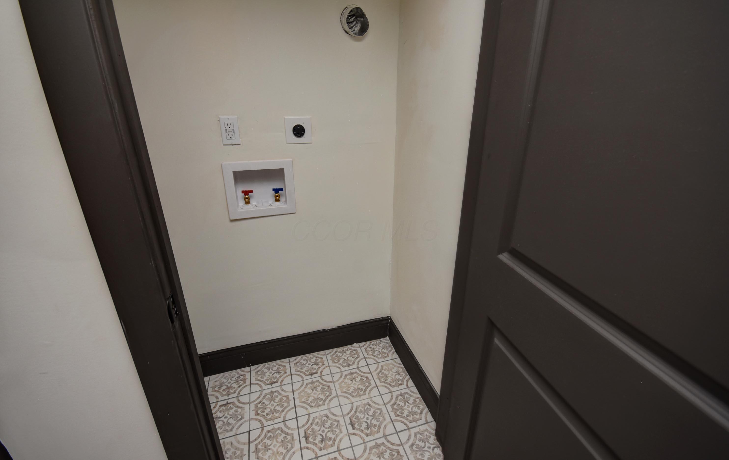1130 Wilson Avenue Property Photo 23