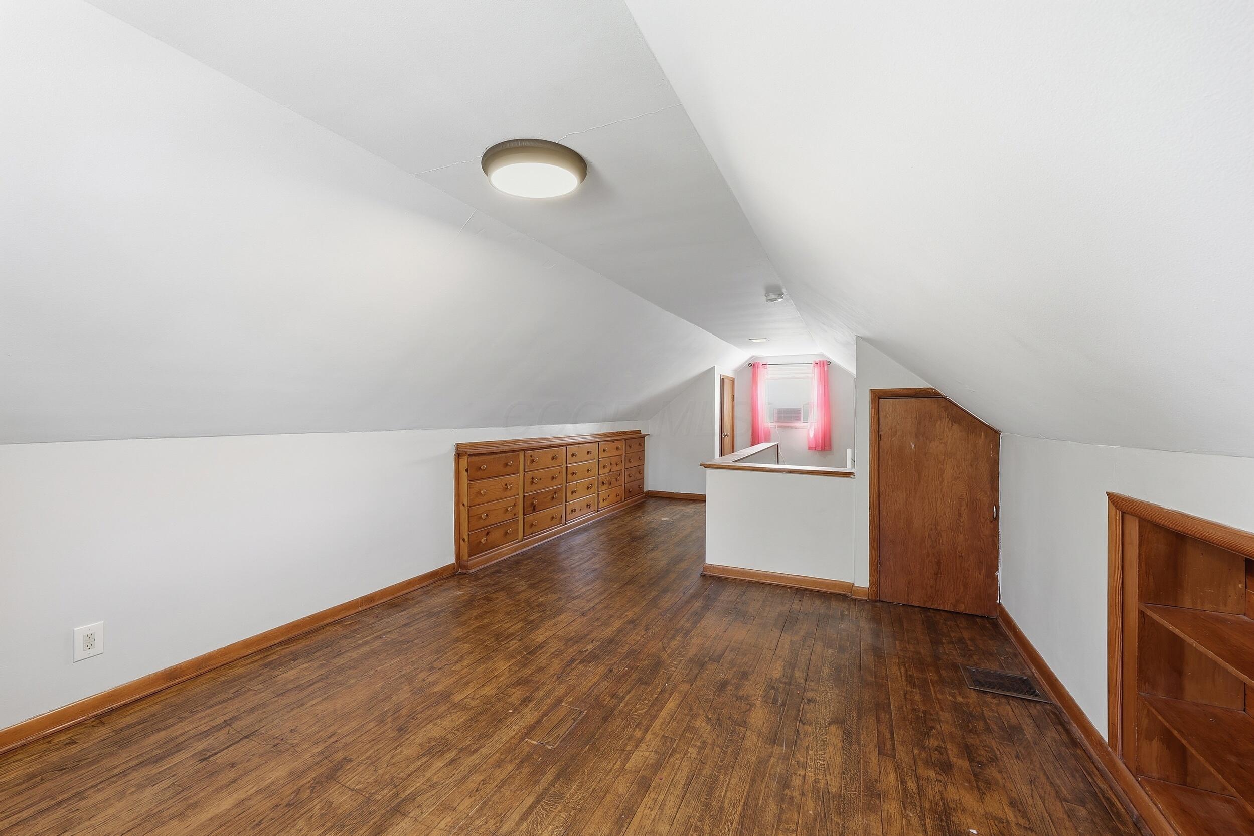 943 S Chesterfield Road Property Photo 17