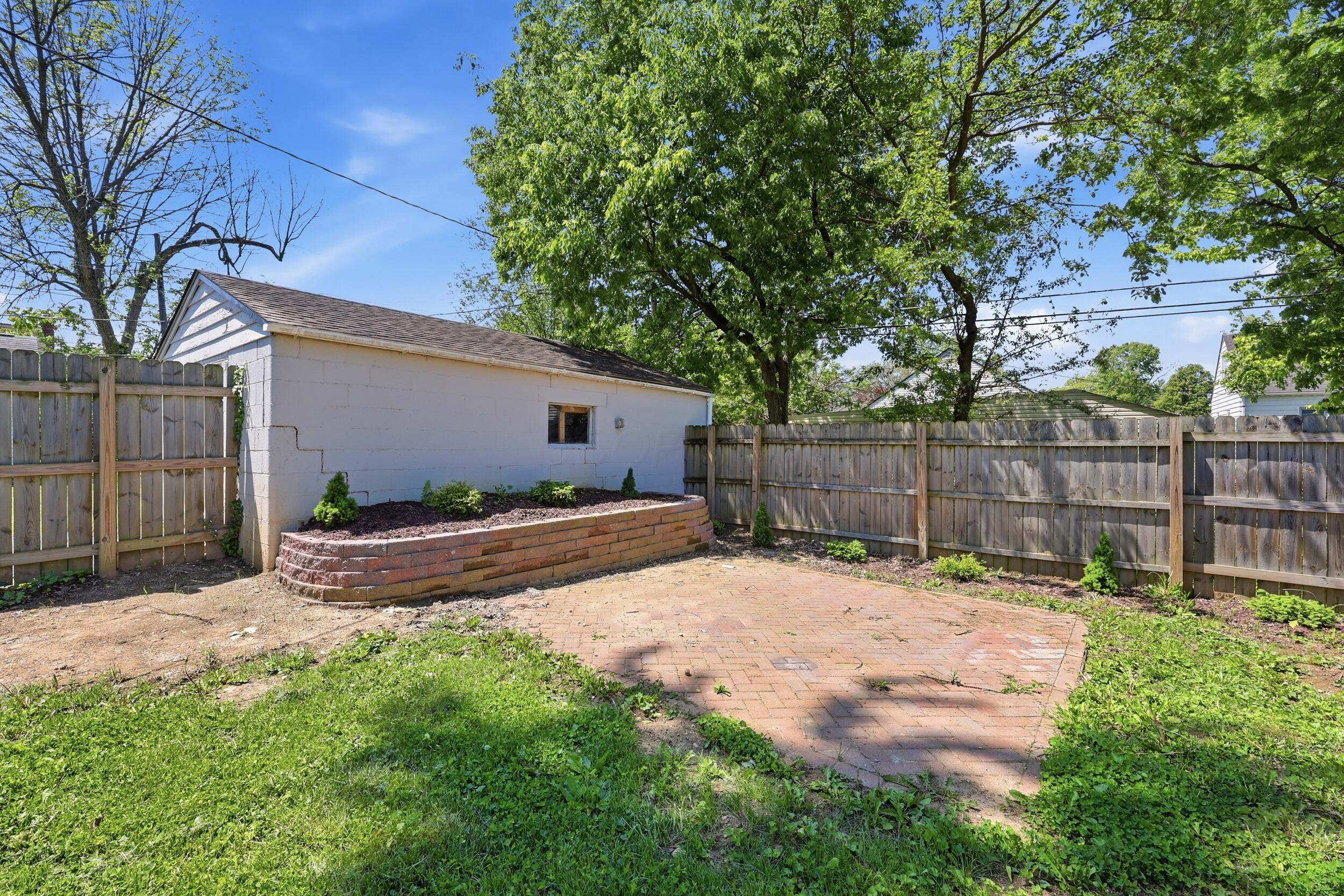 943 S Chesterfield Road Property Photo 22