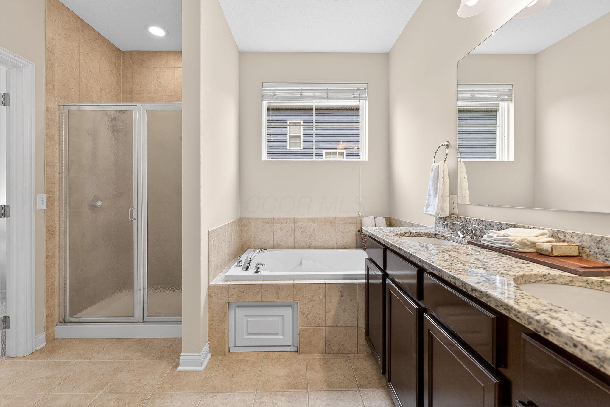 10228 Summersweet Way Property Photo 28