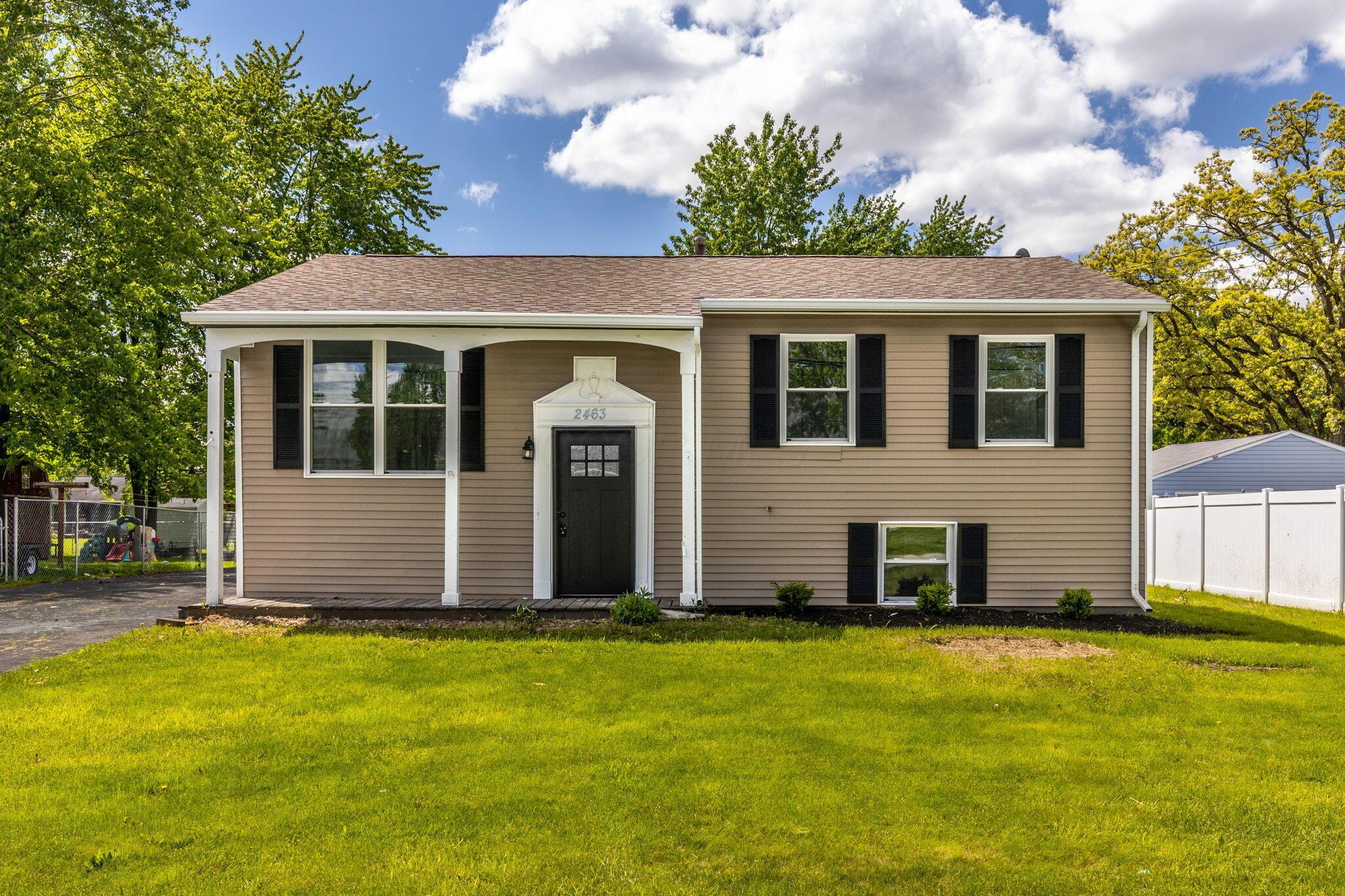 2463 Capaldi Drive Property Photo 1