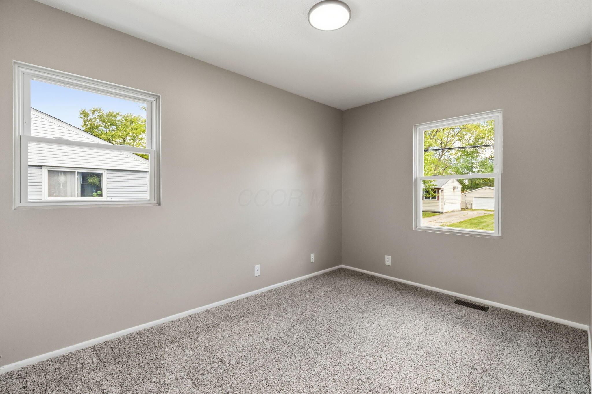 2463 Capaldi Drive Property Photo 11
