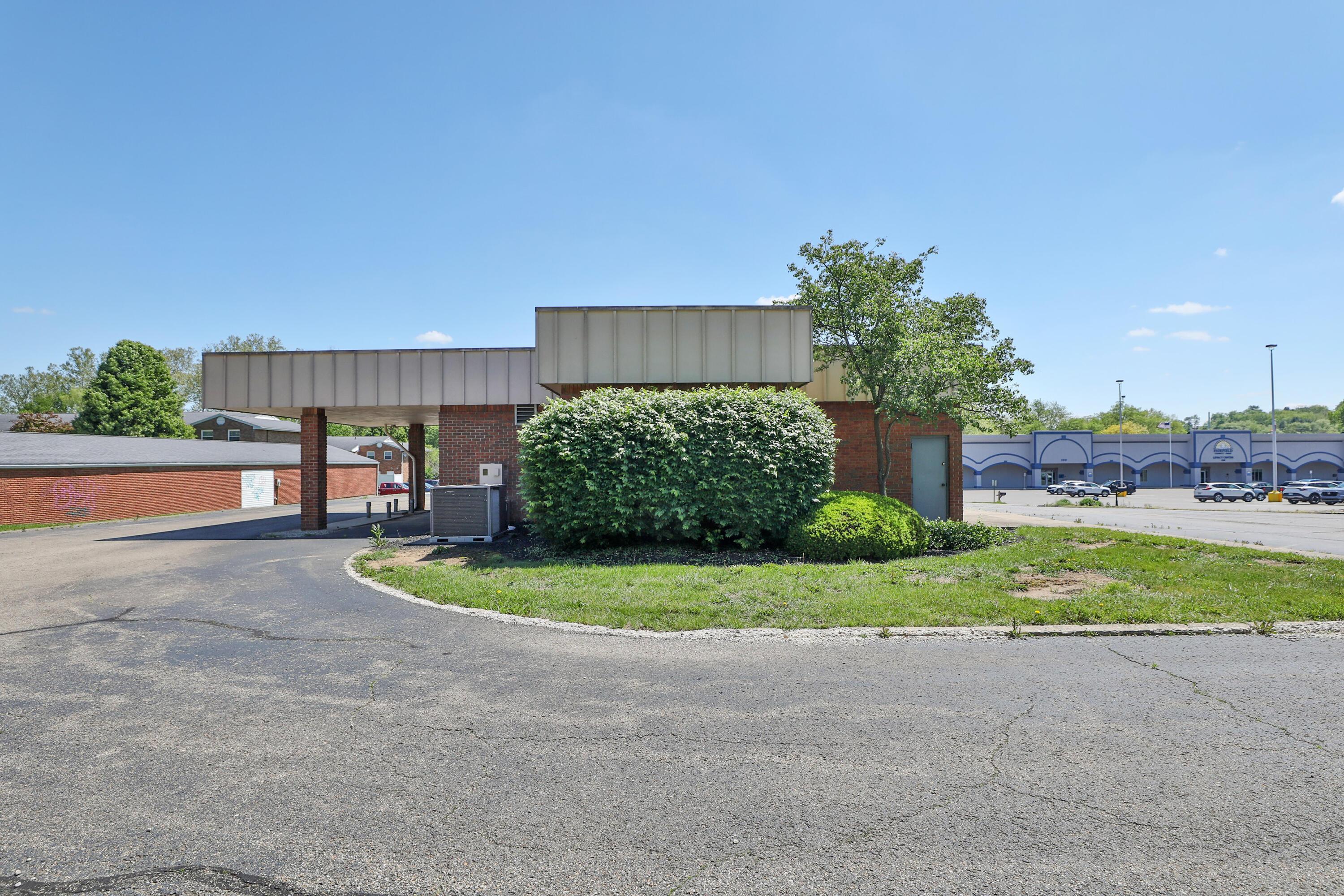 1600 Sheridan Drive Property Photo 10