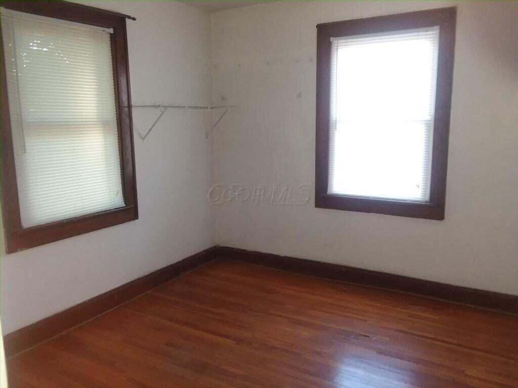 1347 Broadview Avenue Property Photo 5