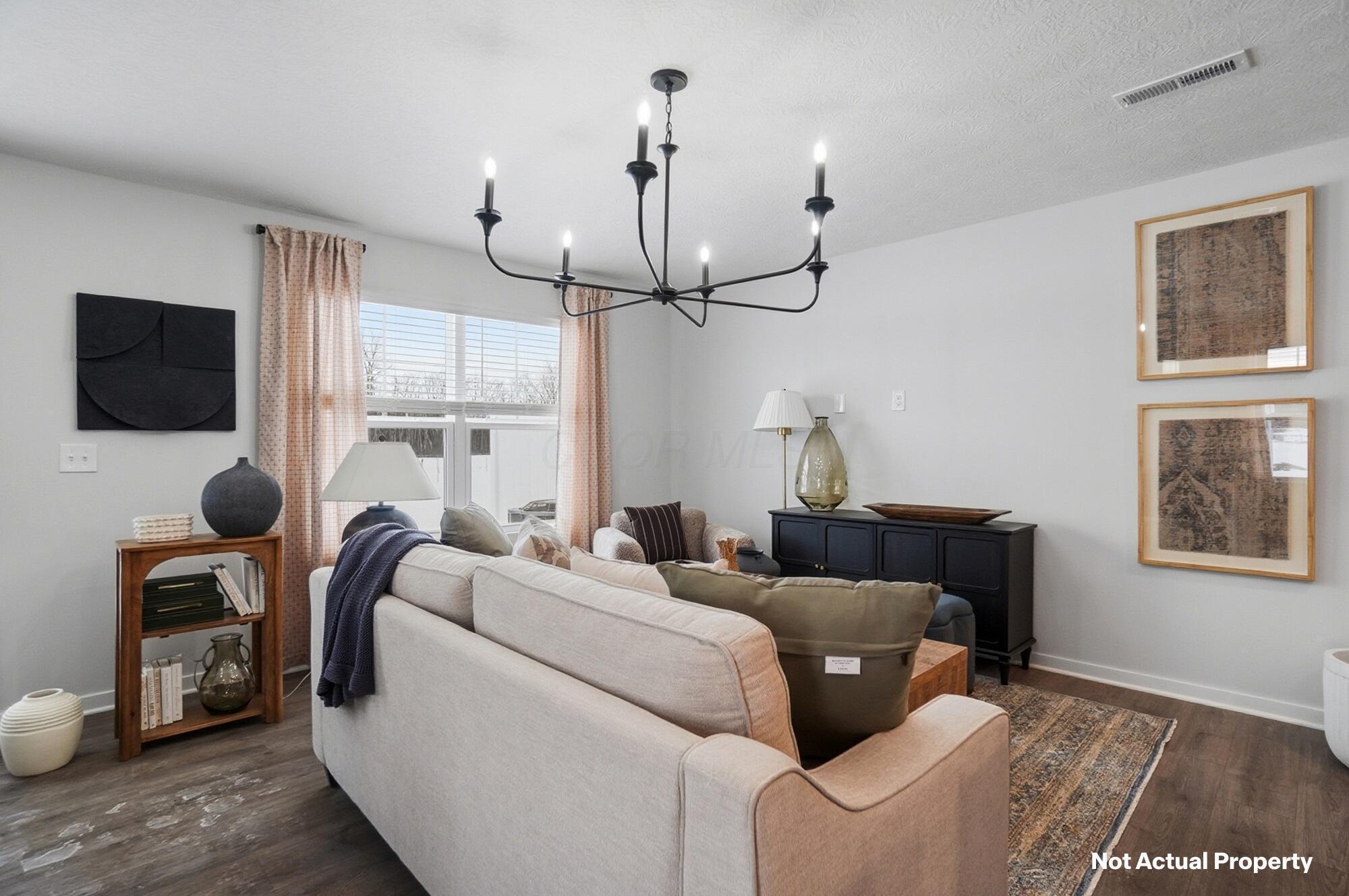 6420 Silver Canoe Way Property Photo 11