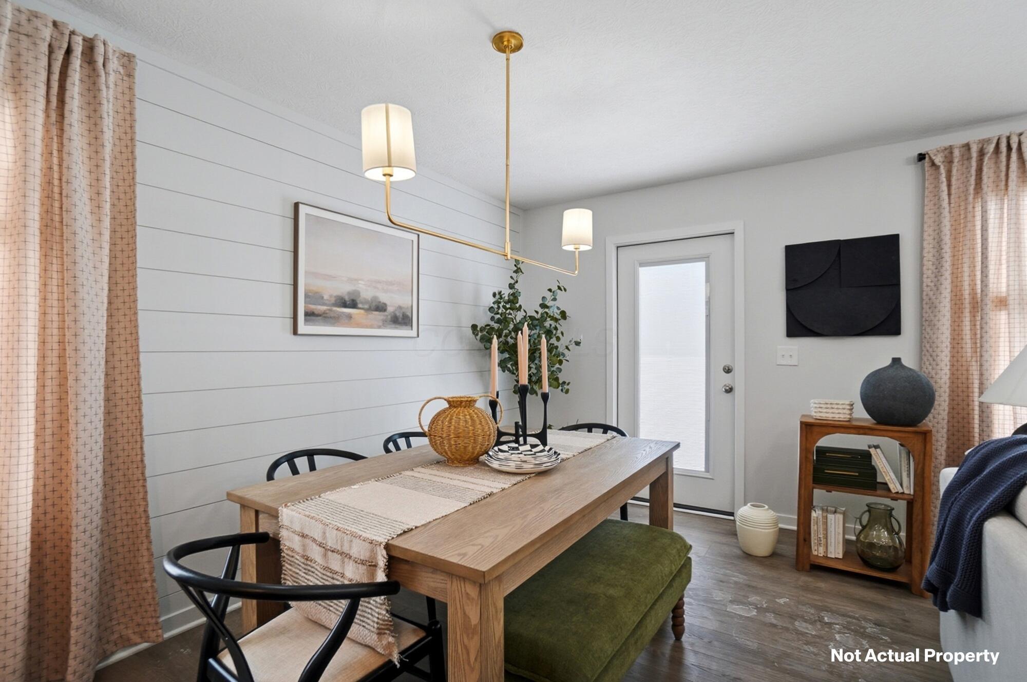 6382 Silver Canoe Way Property Photo 15