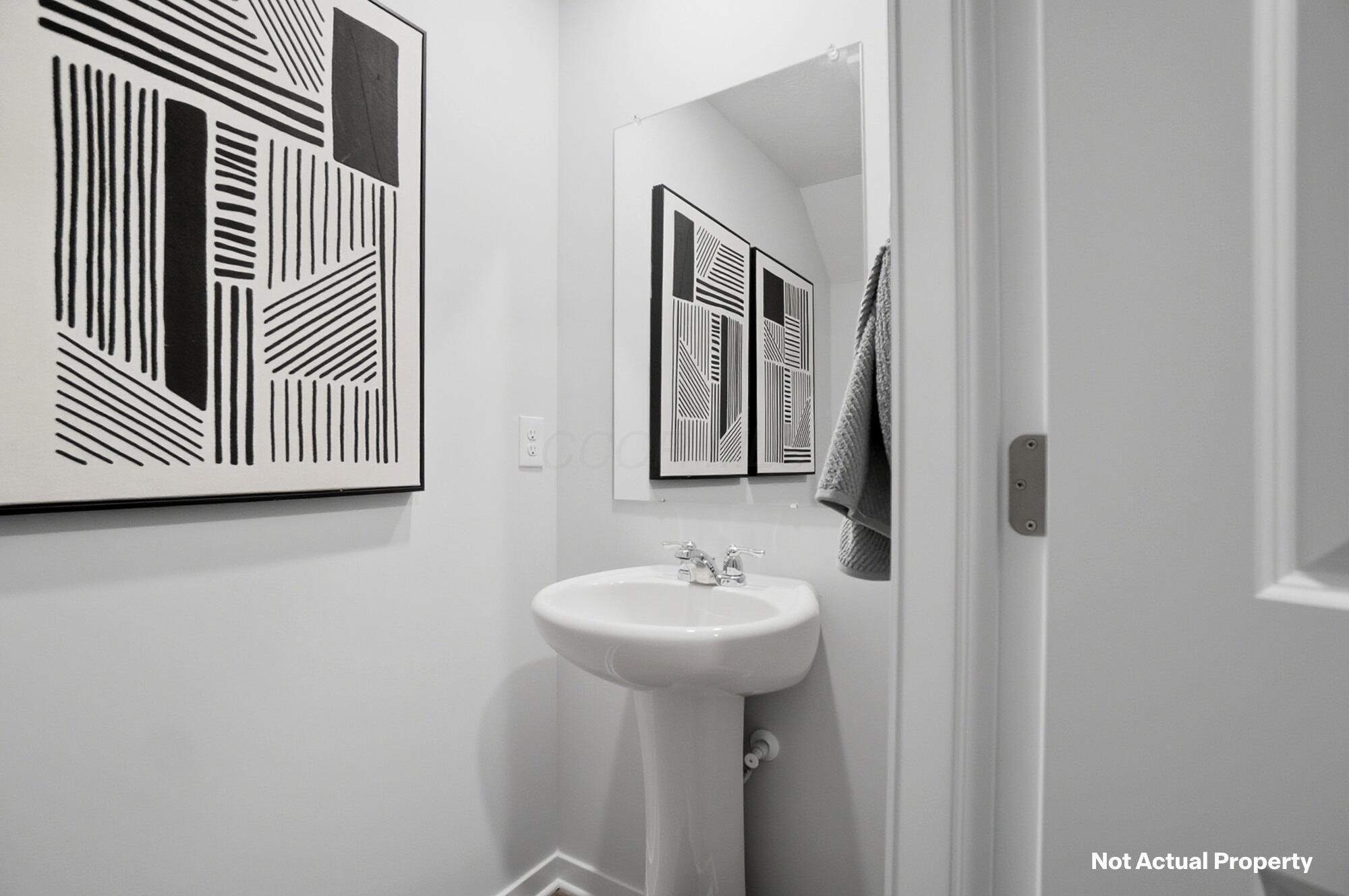 6382 Silver Canoe Way Property Photo 17