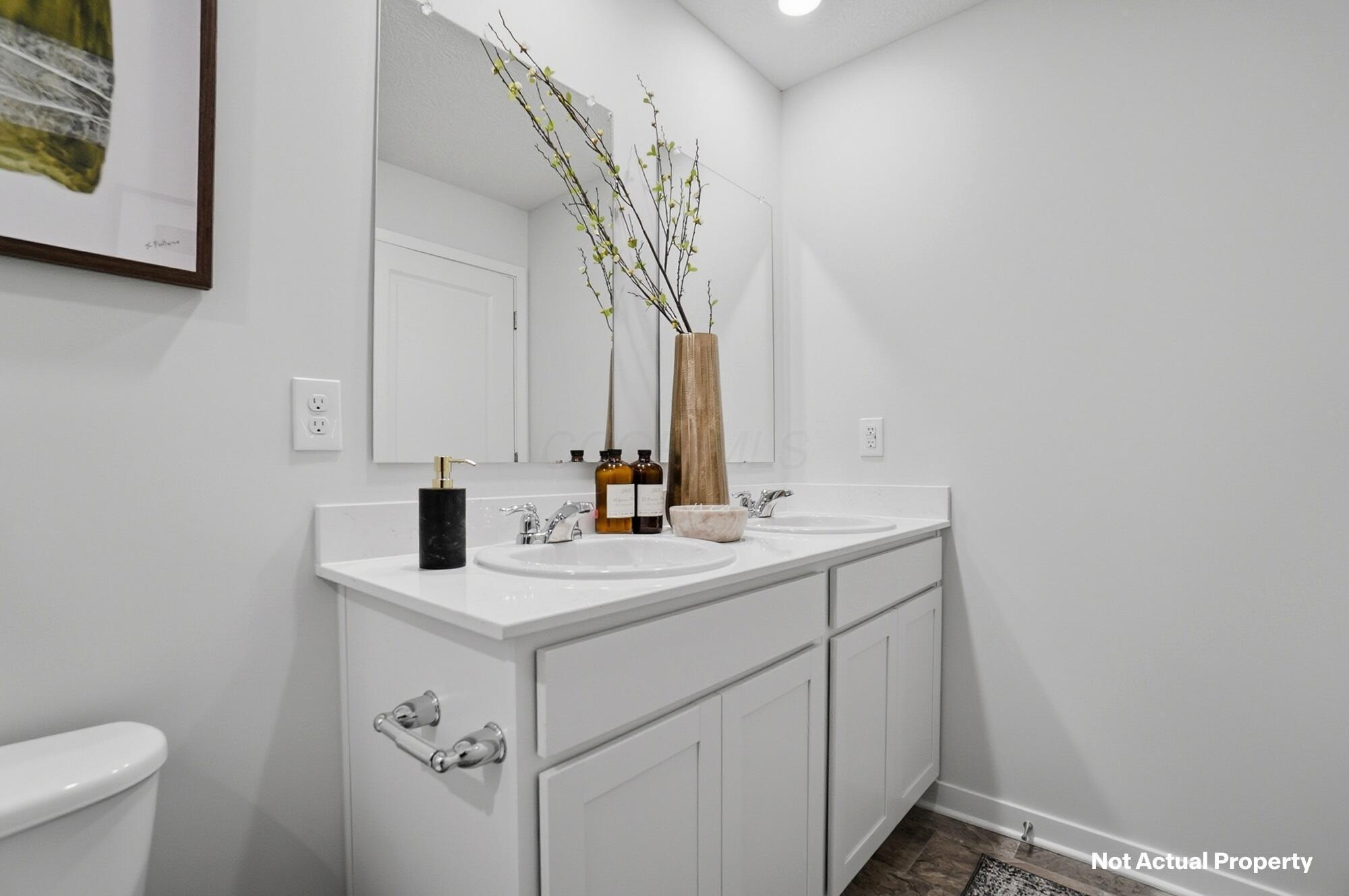 6382 Silver Canoe Way Property Photo 27