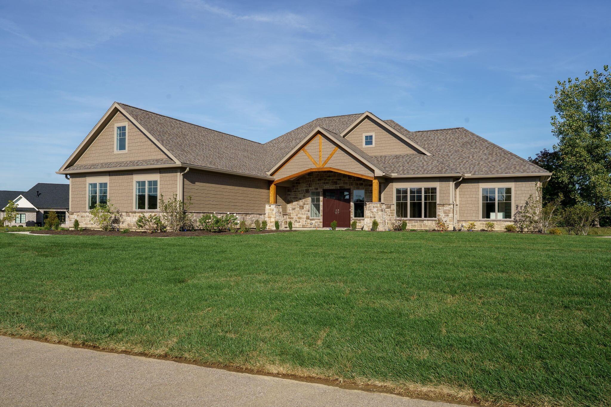 9882 Saddle Creek Trail Property Photo 4
