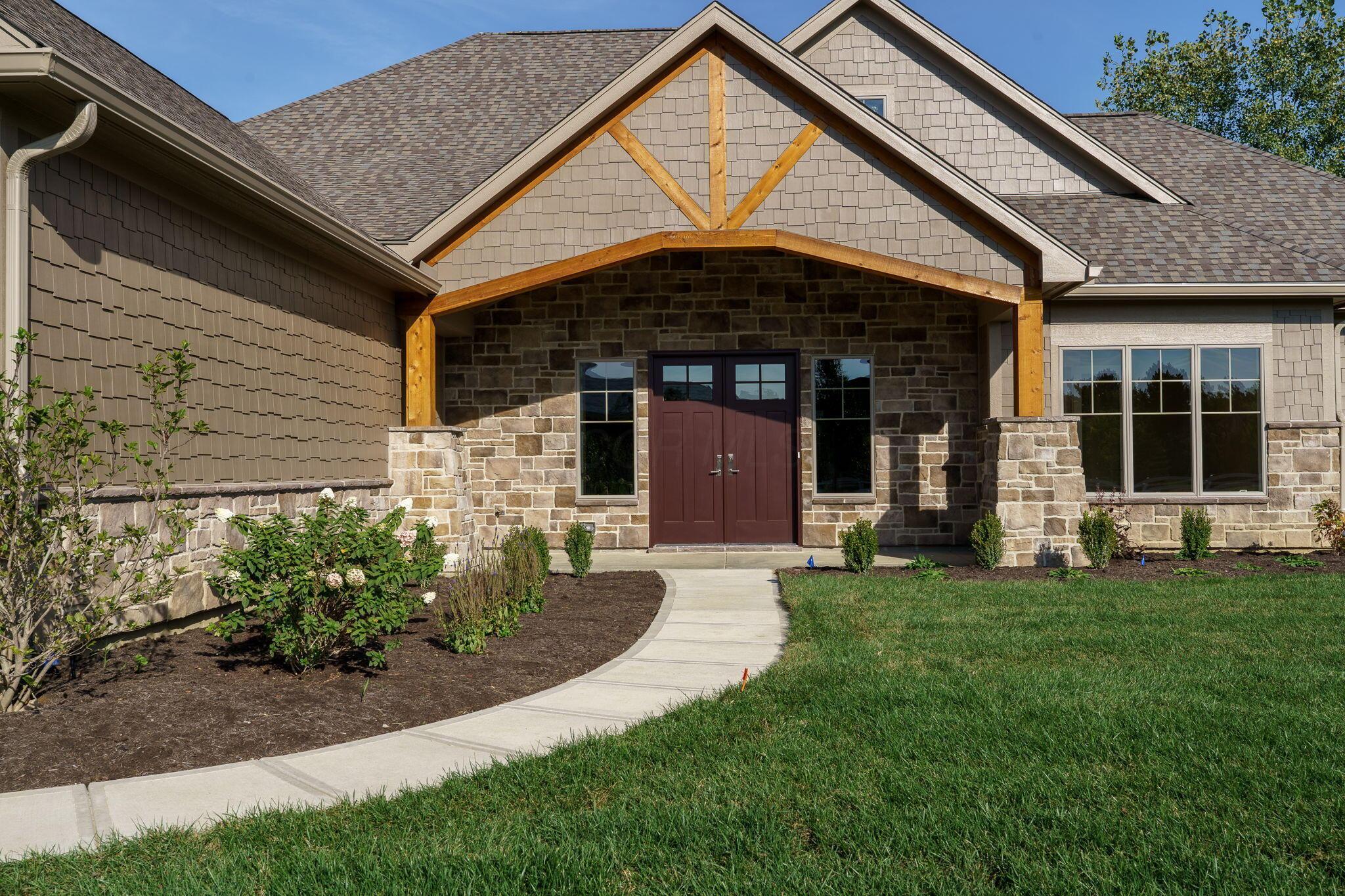 9882 Saddle Creek Trail Property Photo 6