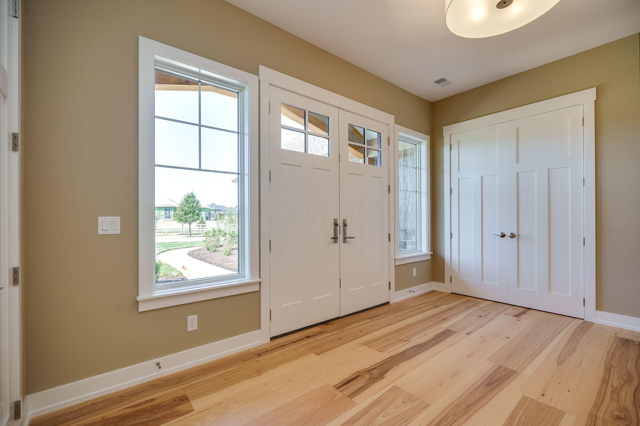 9882 Saddle Creek Trail Property Photo 8