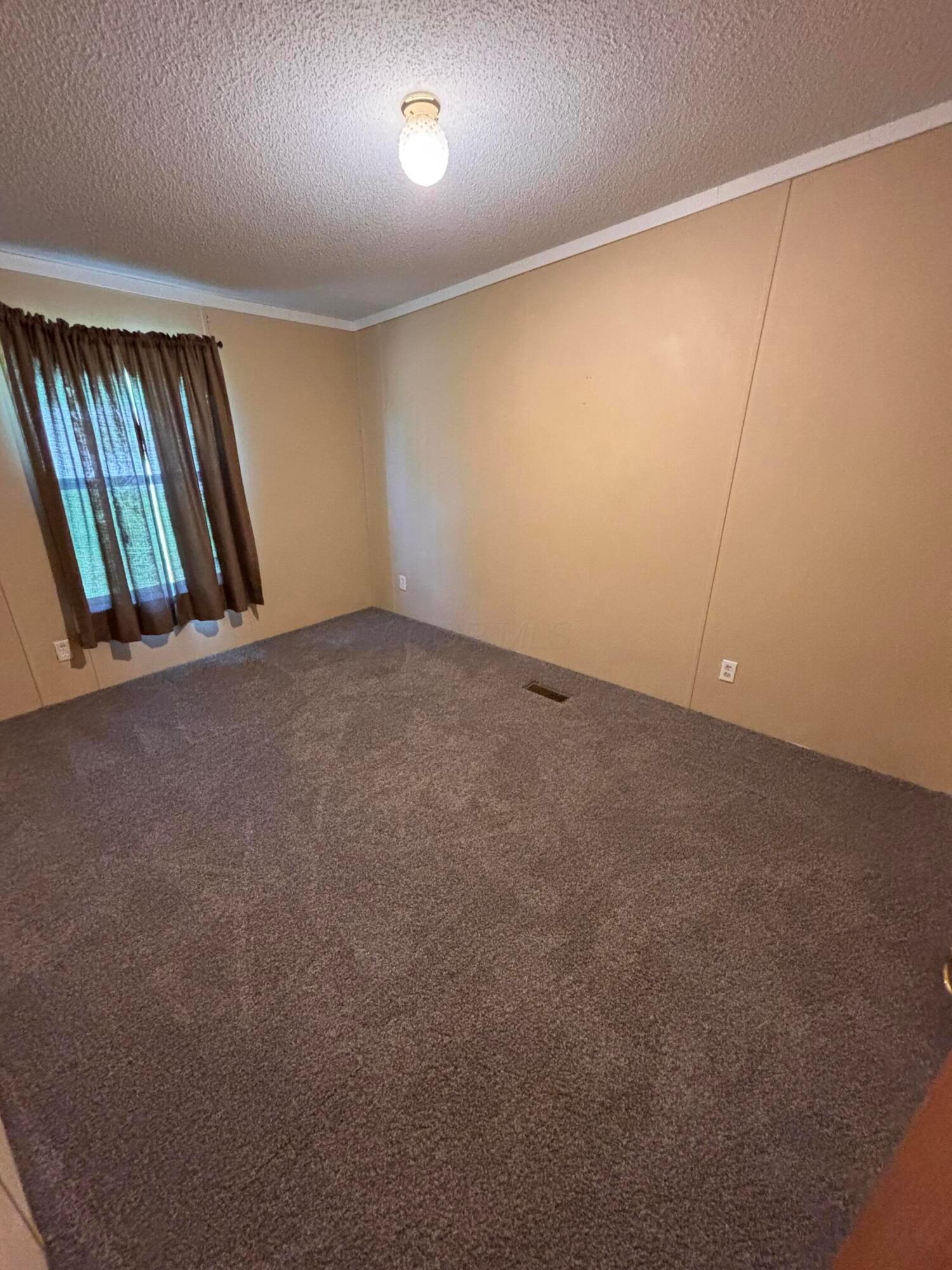 4230 Dragoo Road Property Photo 11