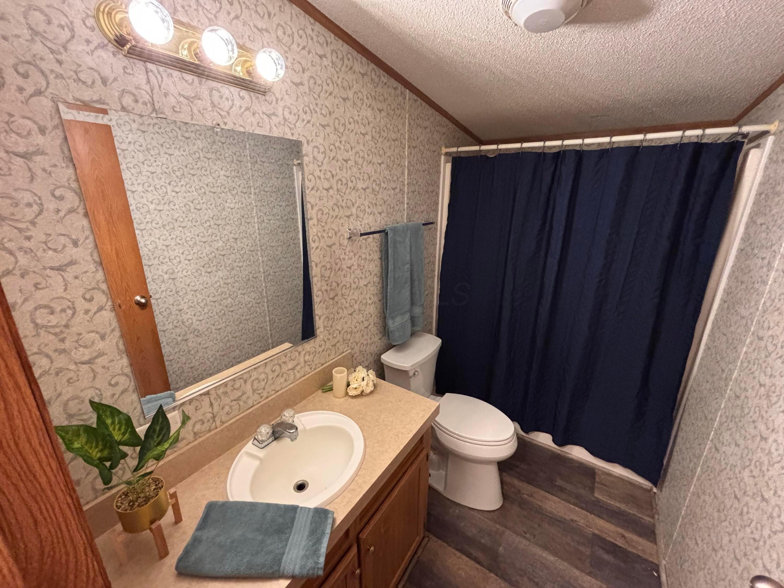 4230 Dragoo Road Property Photo 14