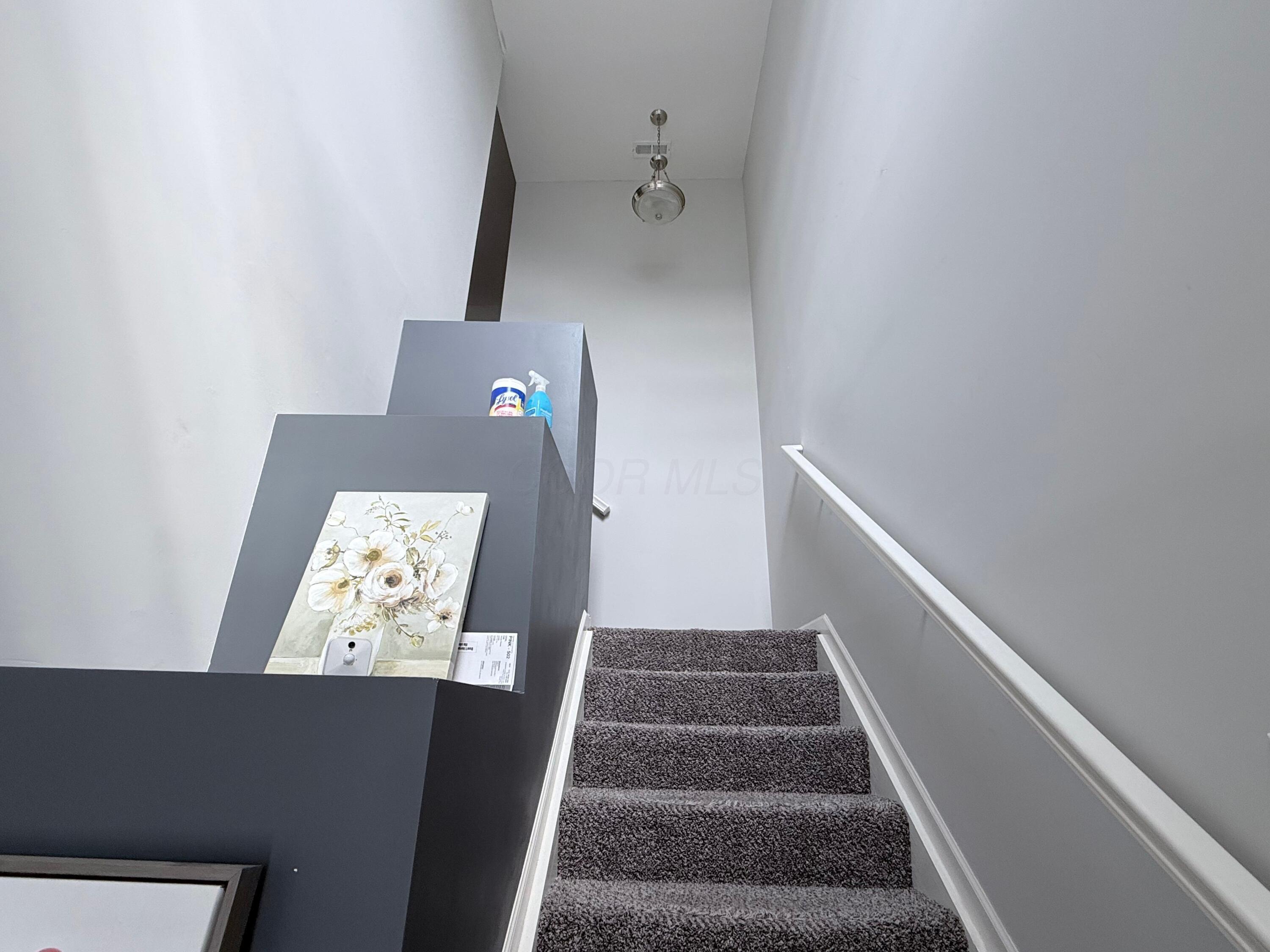 5963 Bluestone Way Property Photo 3