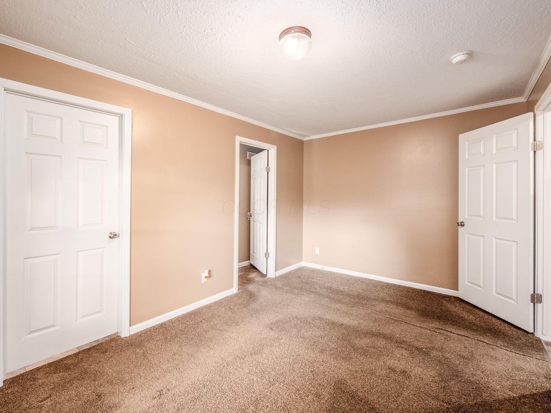 9 Tomahawk Circle Property Photo 12