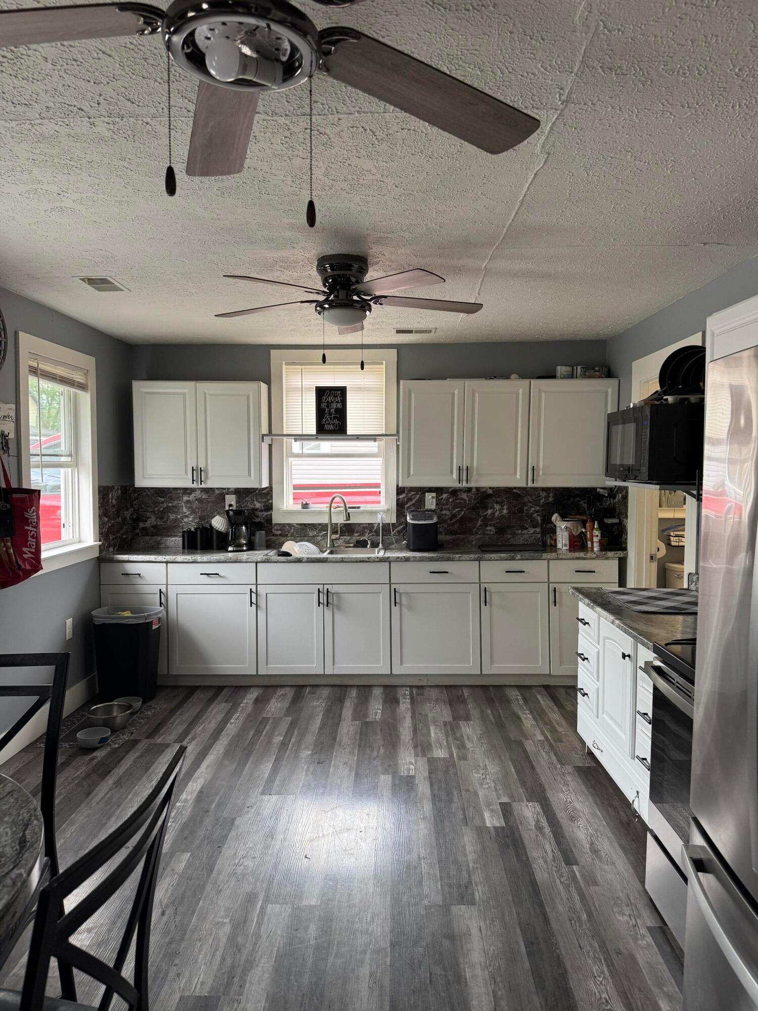 4850 Ridge Street Property Photo 3