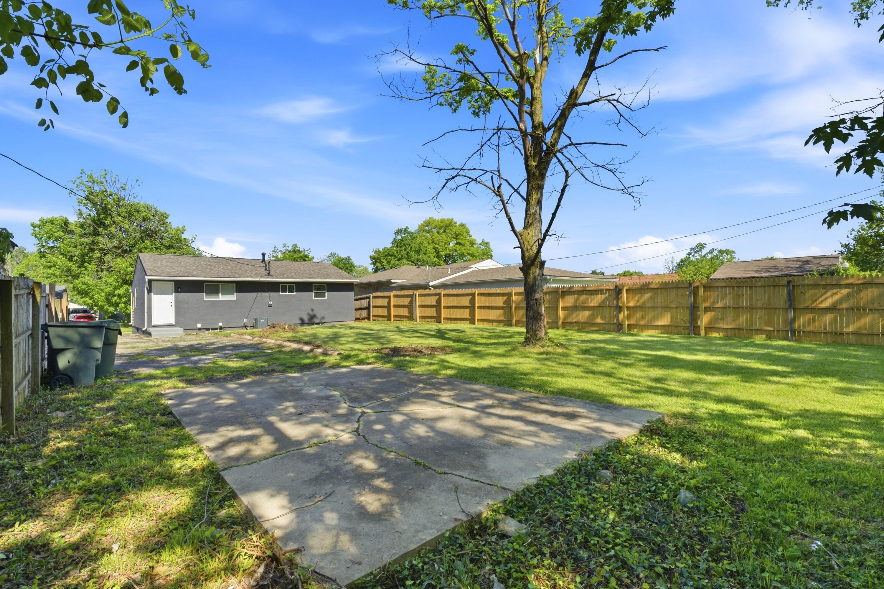 1804 Kelton Avenue Property Photo 30