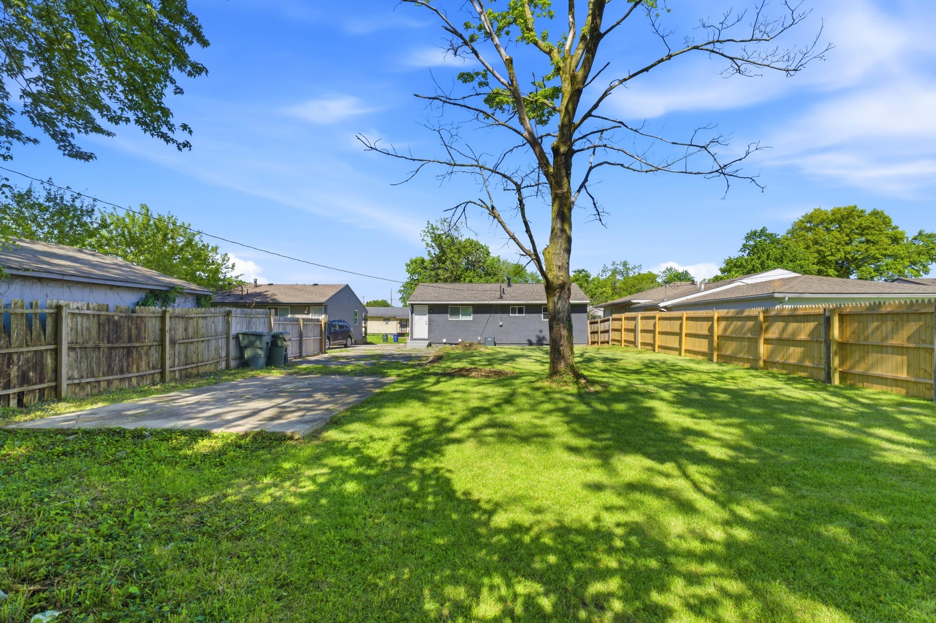 1804 Kelton Avenue Property Photo 36