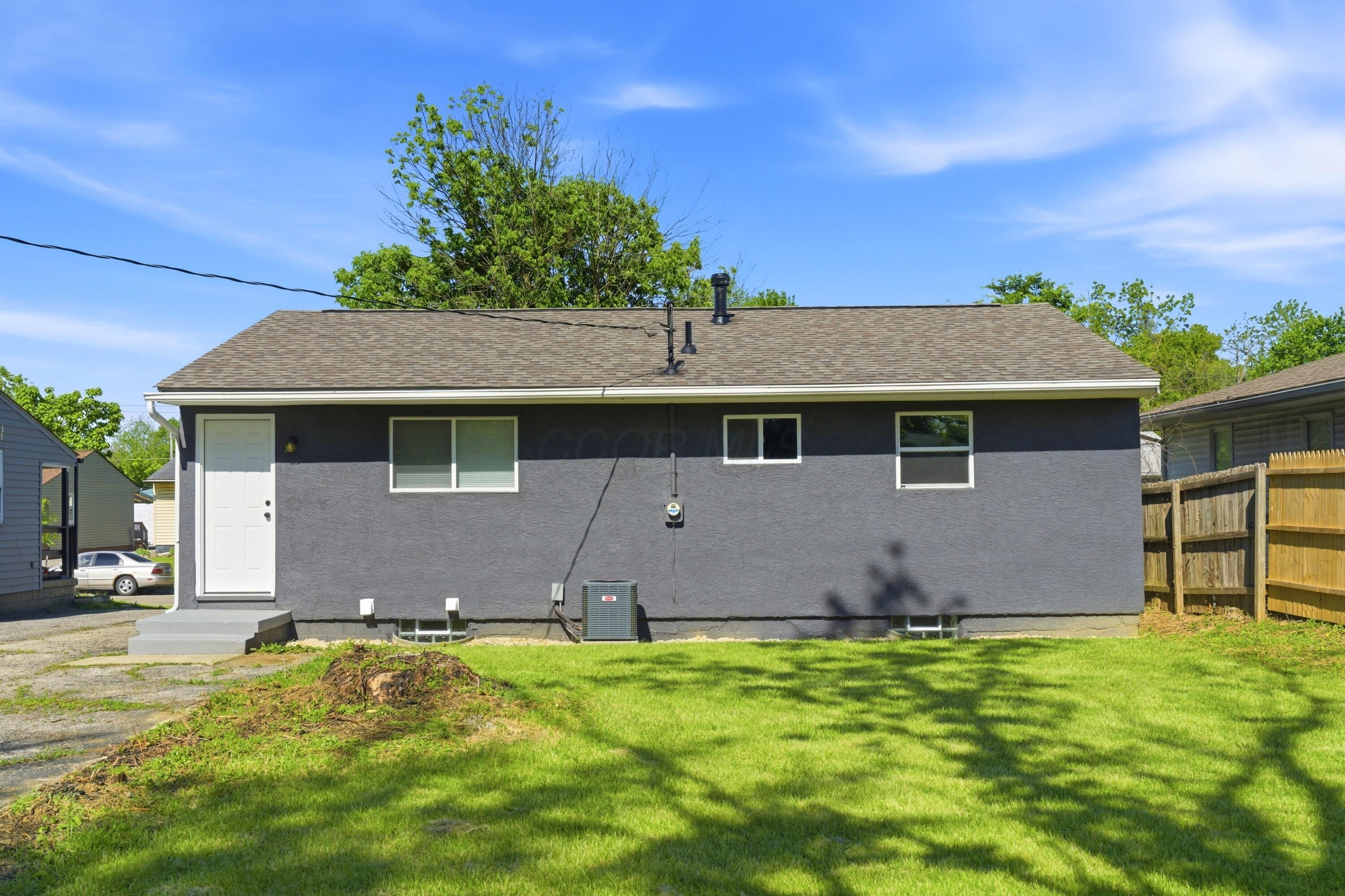 1804 Kelton Avenue Property Photo 37
